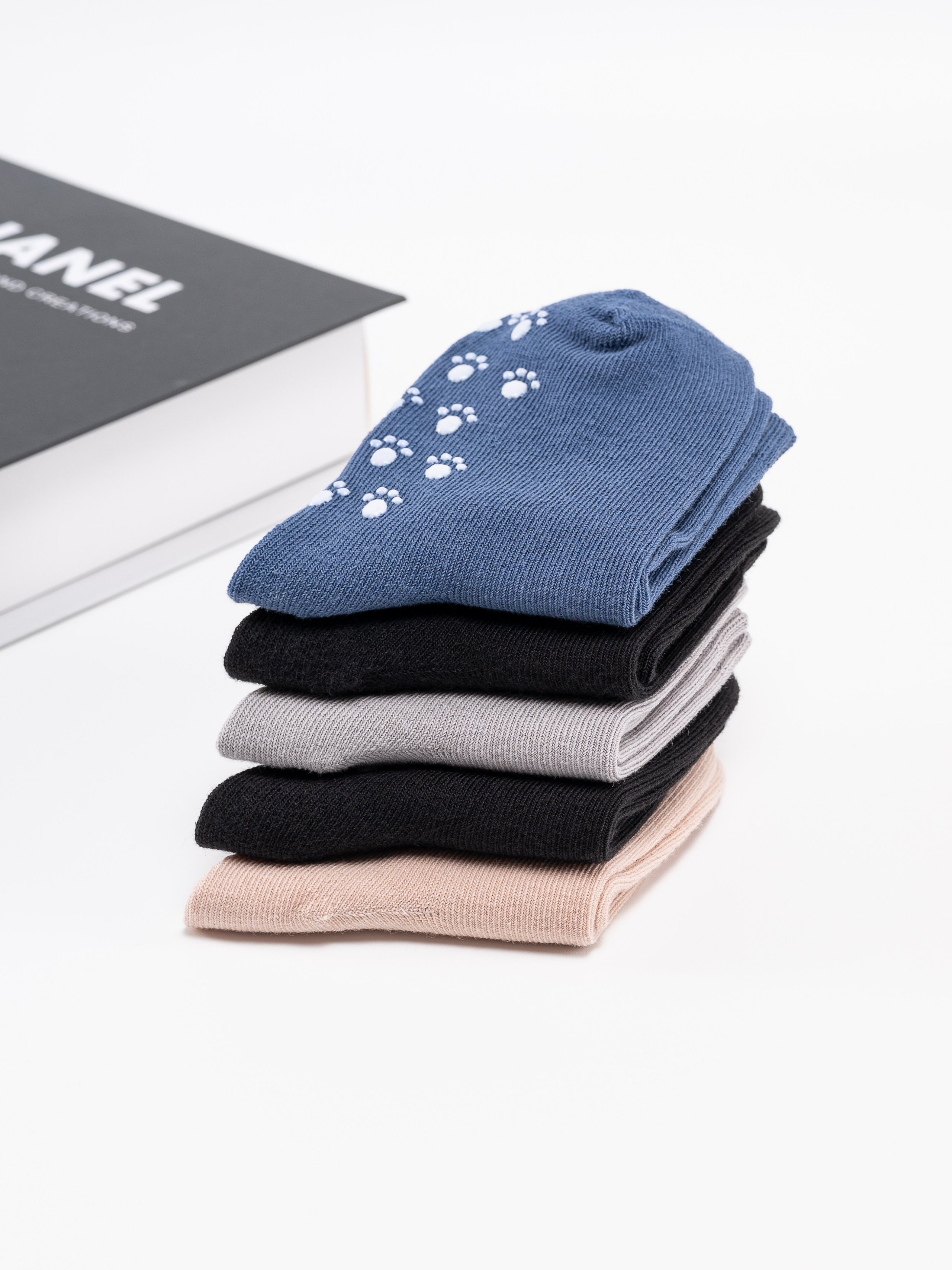 Детские носочки. Предметный фотограф, фото для маркетплейсов Пятигорск, КМВ