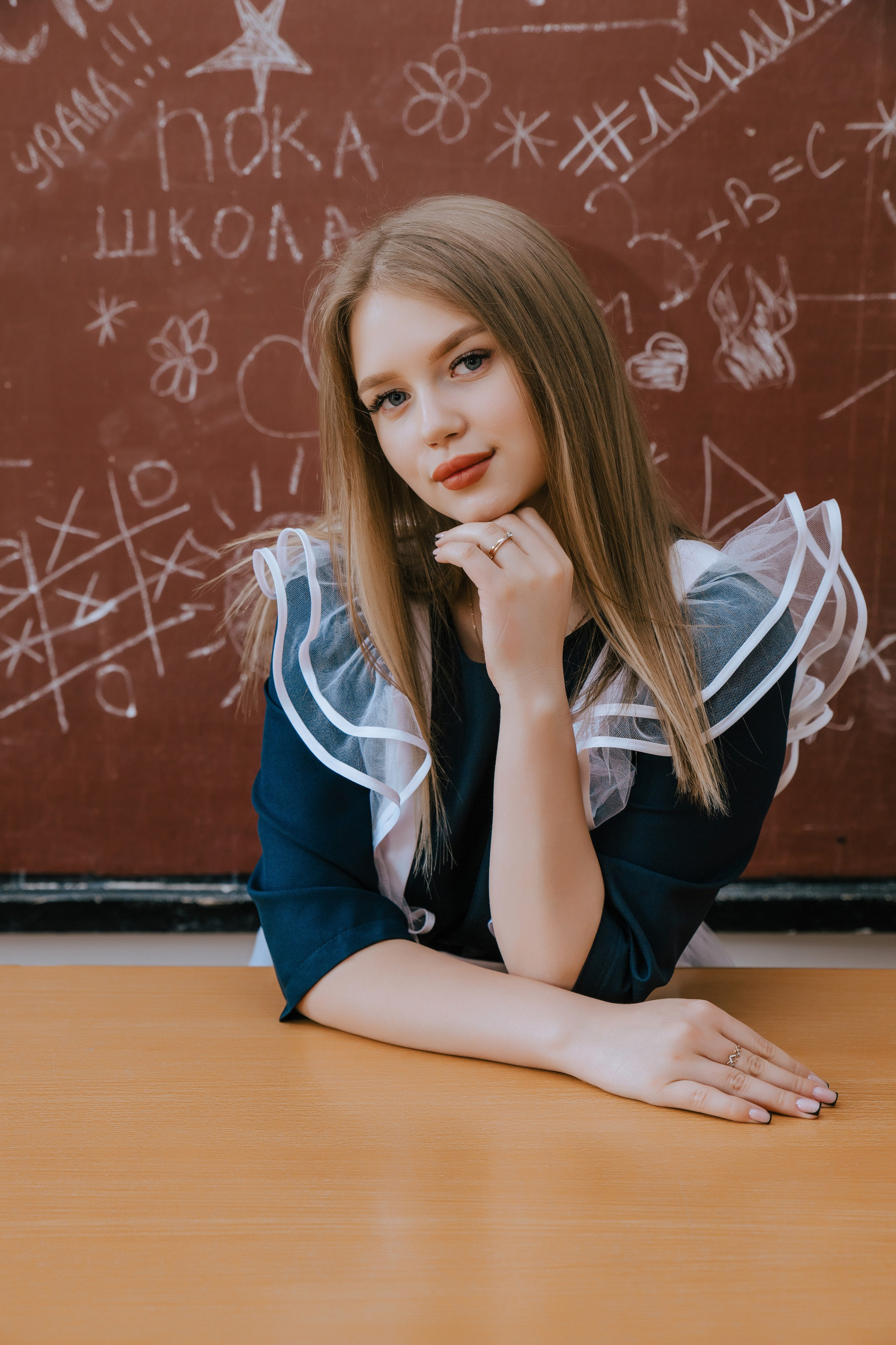 11А — школа № 17 Выпуск 2024. Фотограф Ярмишко Дарья. Выпускные фотокниги