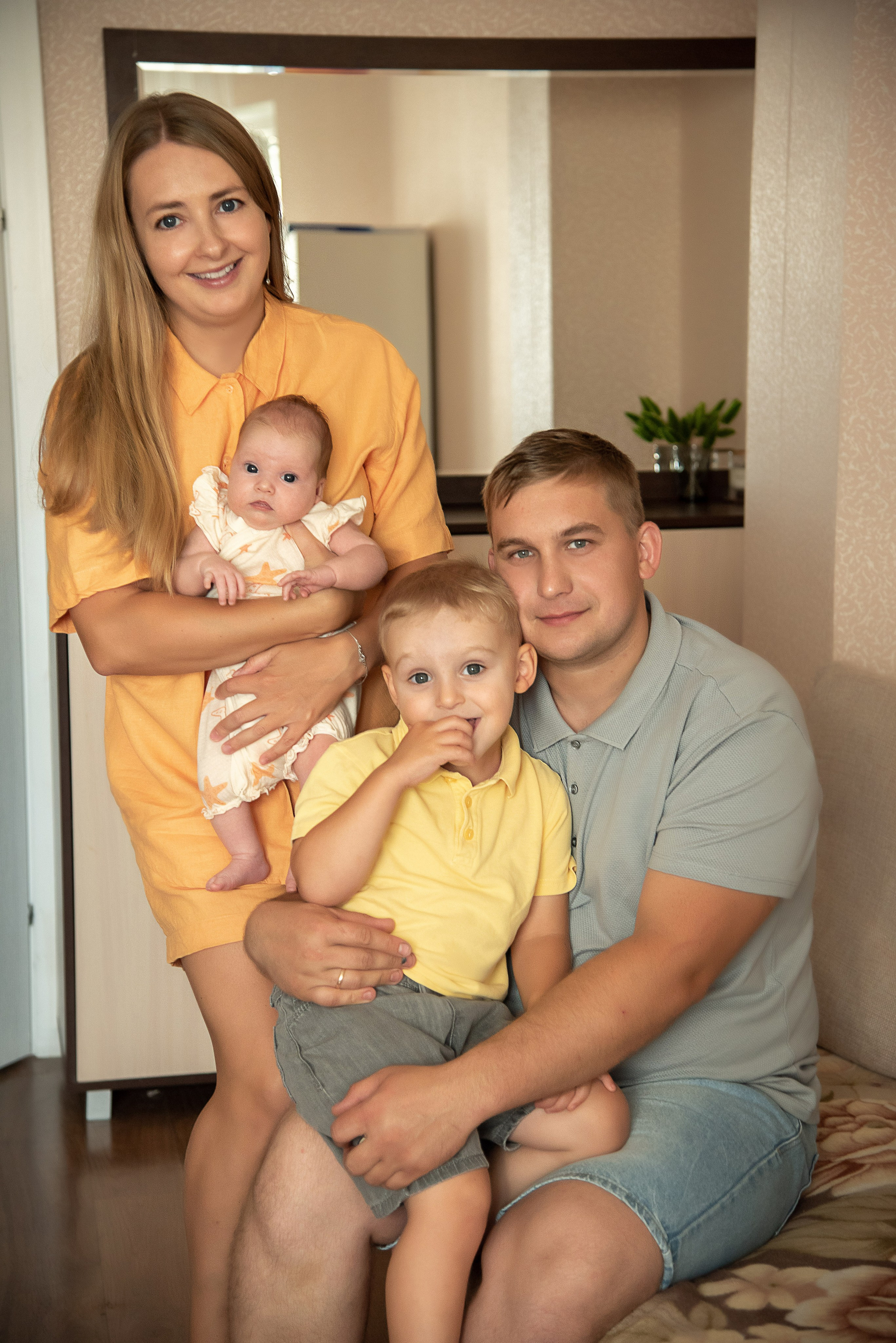 Домашние обнимашки. Свадебный и семейный фотограф Ольга Астрейко