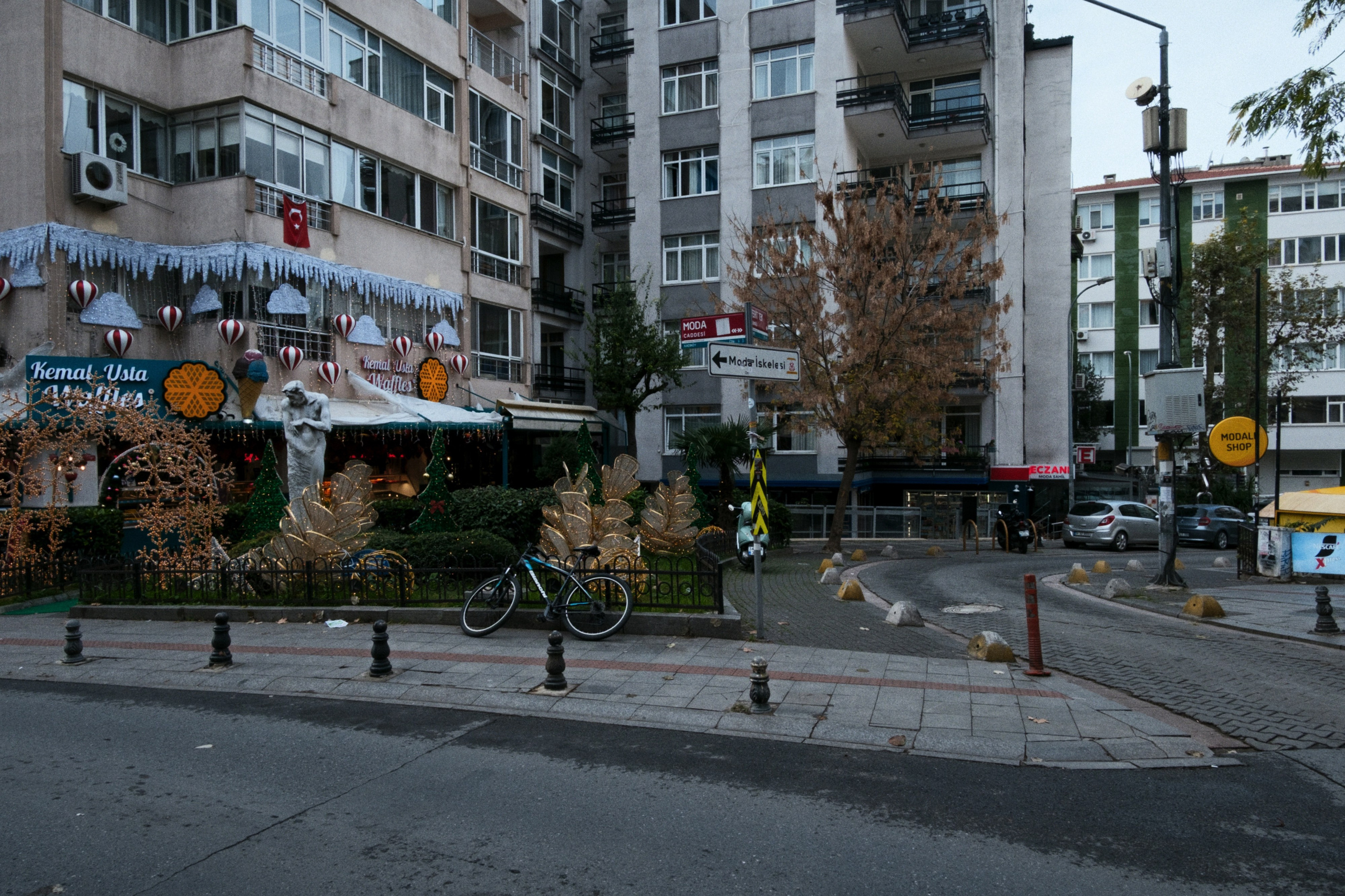 Kadikoy x Moda, Istanbul / Türkey AW25. Фотограф Юрин Евгений