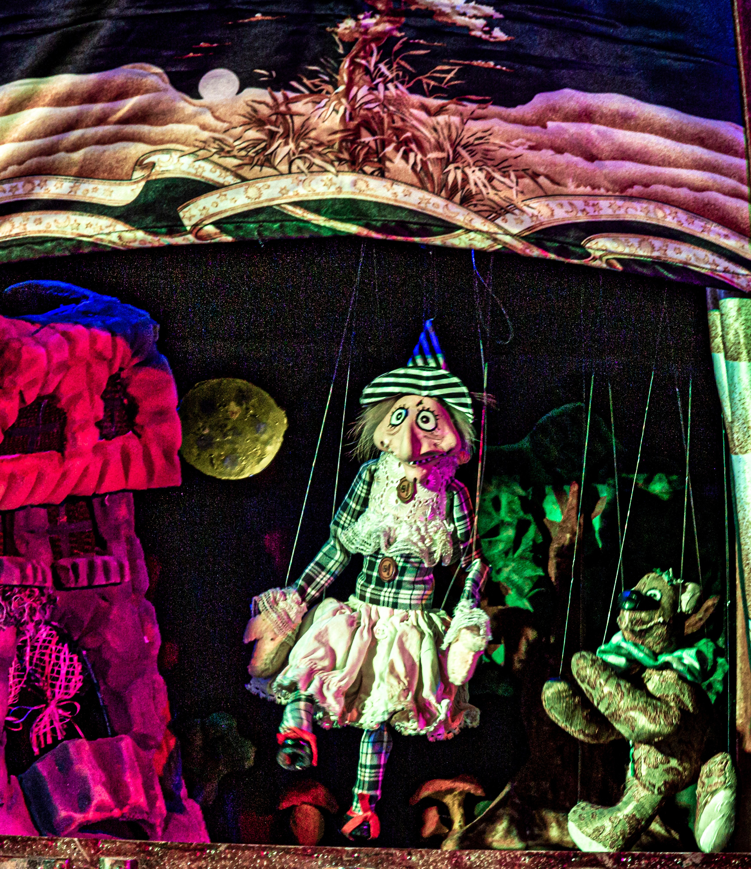 Маленькая ведьма спектакль театра Саквояж. Фотограф в Сочи Юрий Шептаев