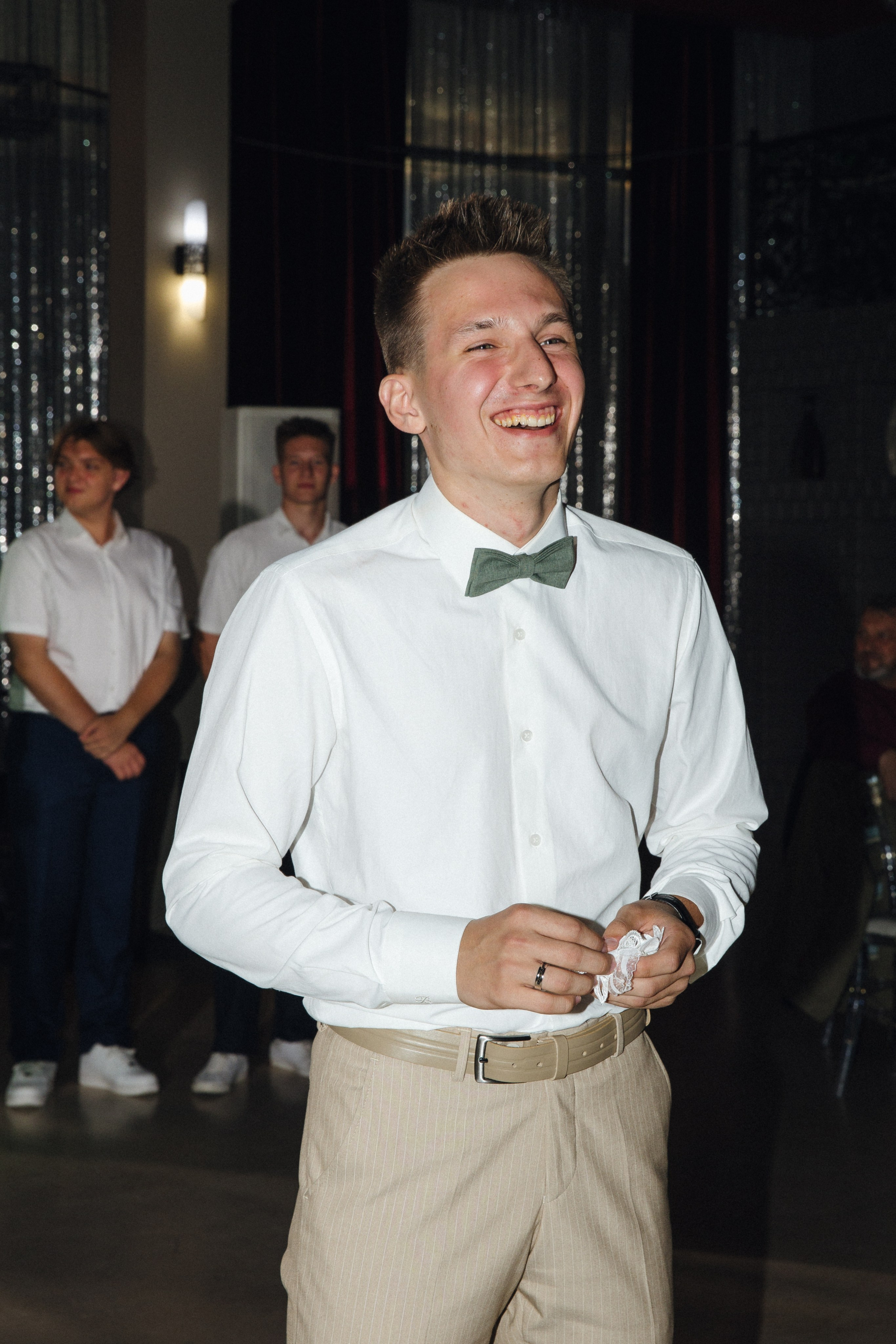 Банкет (Ксения & Никита). Свадебные фотографы в г. Сургут Маркова Наталья и Замахина Елена