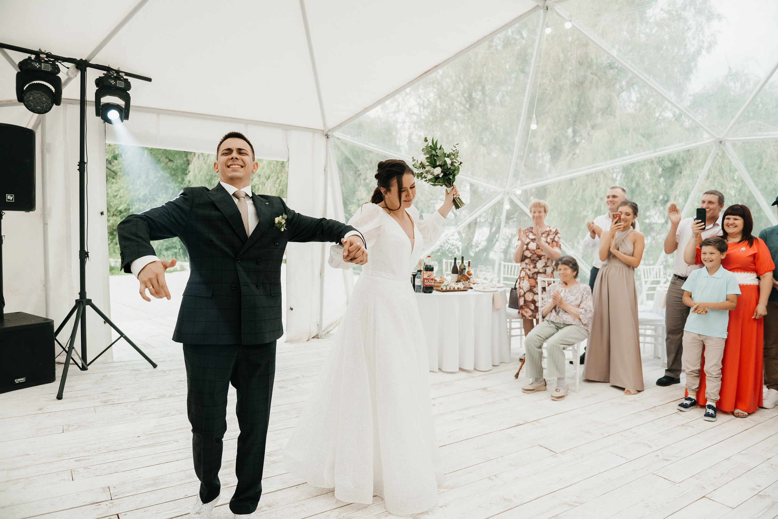 Свадебный фотограф в Екатеринбурге. Свадебная фотосъемка. Свадебный фотограф в Екатеринбурге