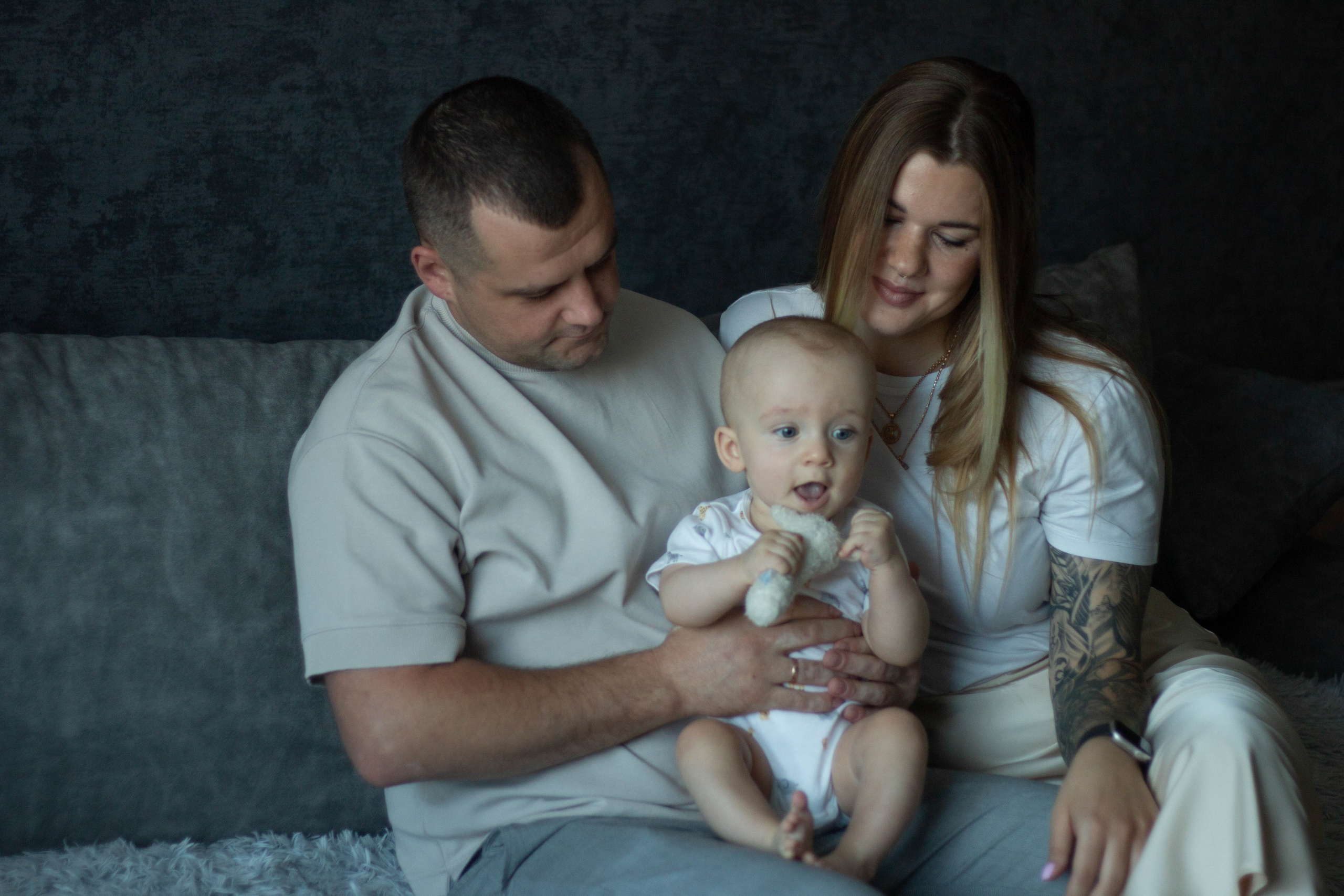 Артур, Вика и Роберт. Бережно сохраняю ваши чувства и истории на своих фотографиях