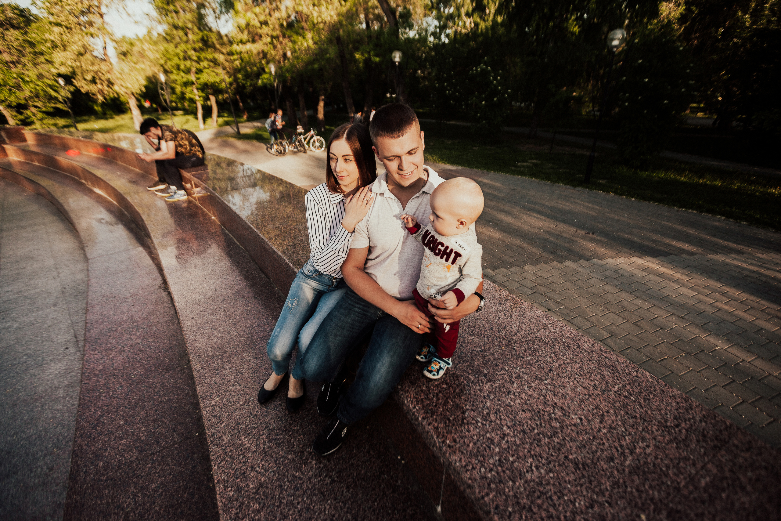 Алина с семьёй. Фотограф Шелудкова Яна, город Тюмень
