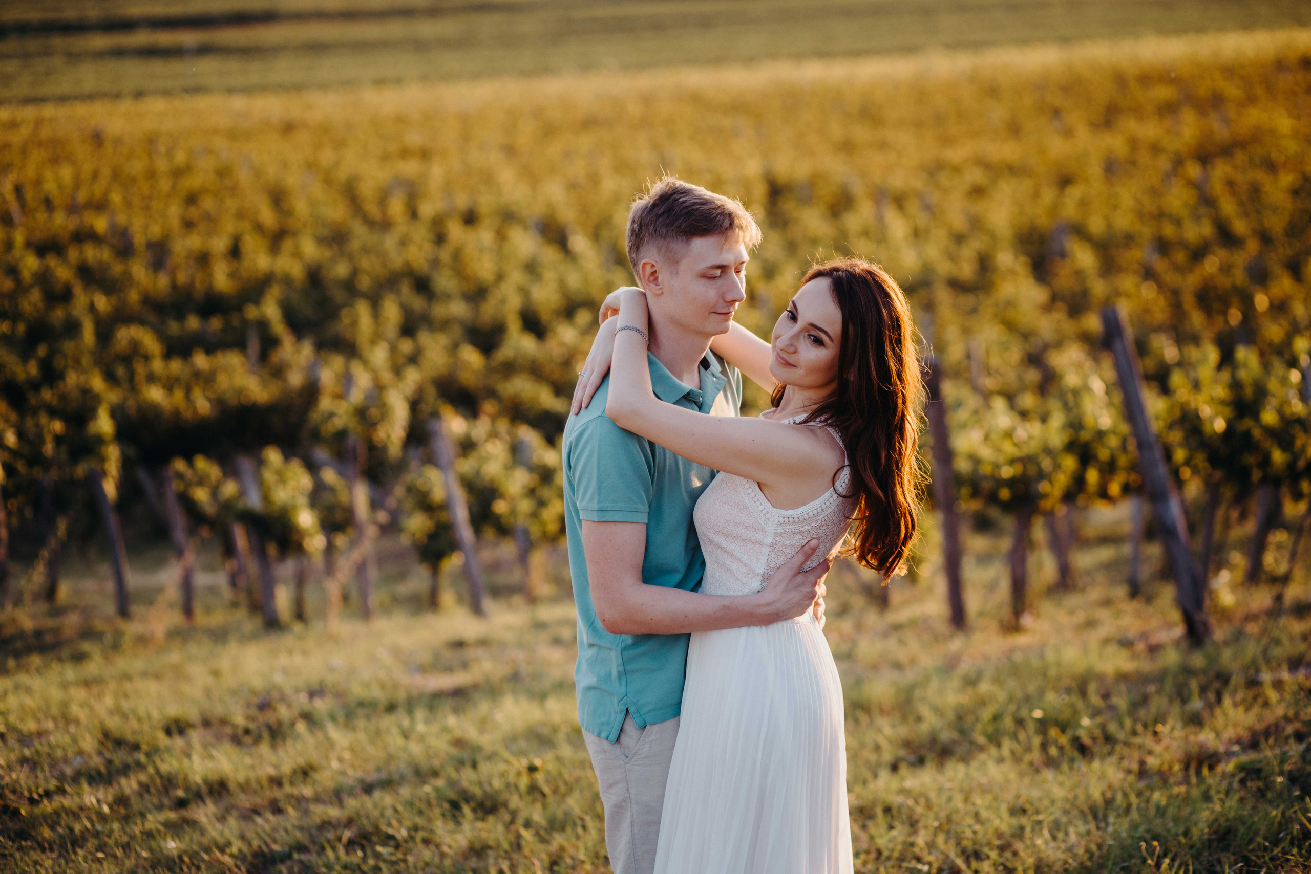 Фотосессии о любви. Свадебный фотограф и видеограф в Анапе