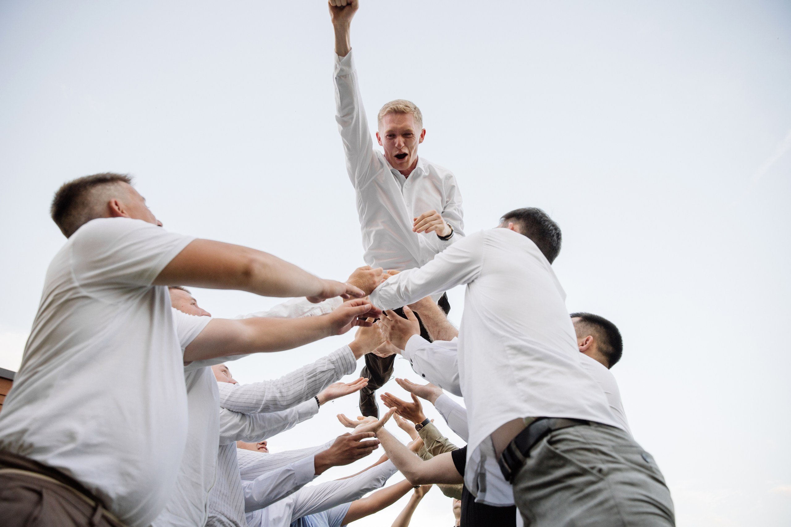 First of all, it's not the planes. Свадебный фотограф в Казани, РТ, РФ Миннуллин Динар