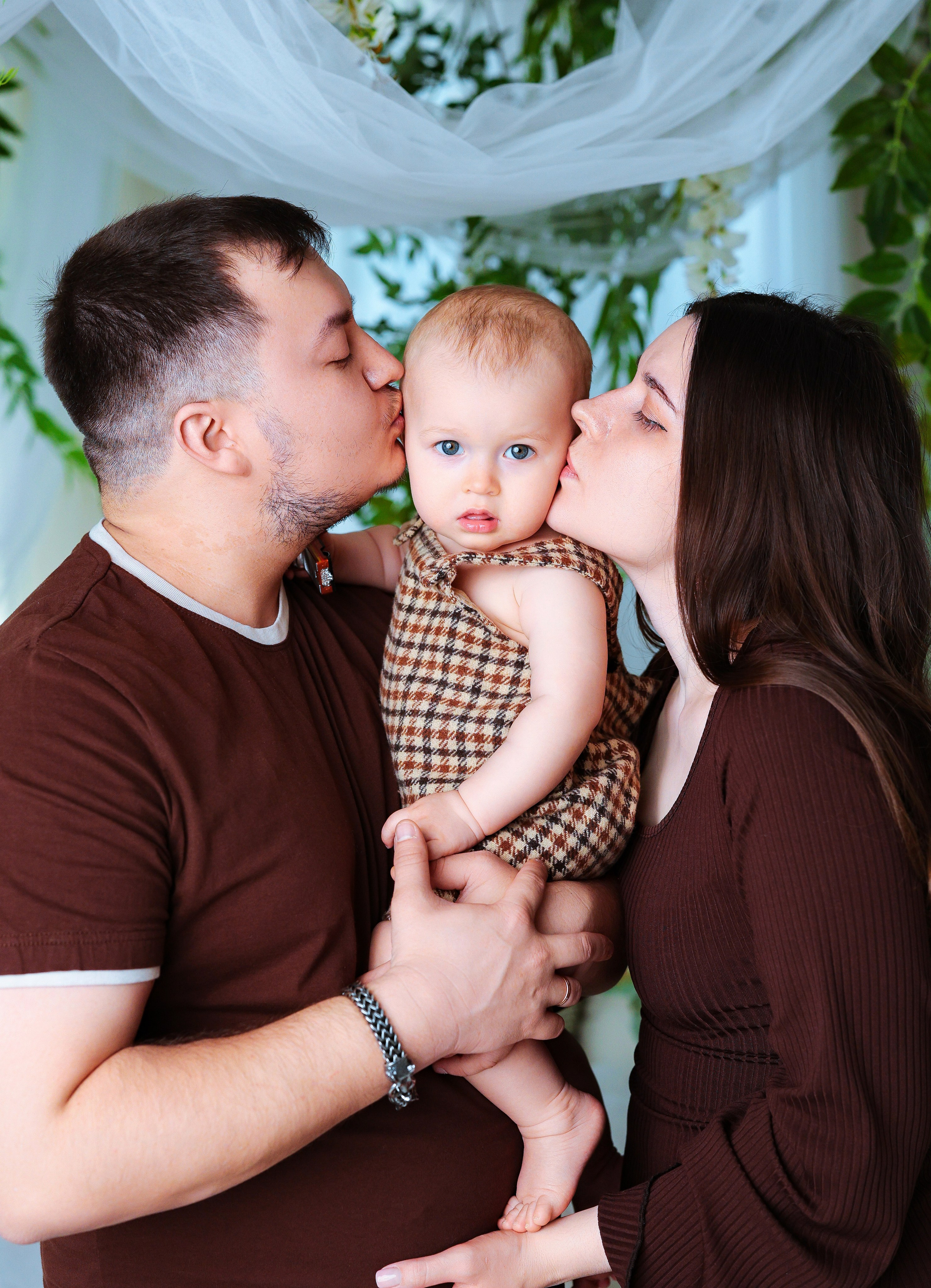 Студия MOMS. Добро пожаловать в мир моего творчества! Меня зовут Аня! Я детский и семейный фотораф!