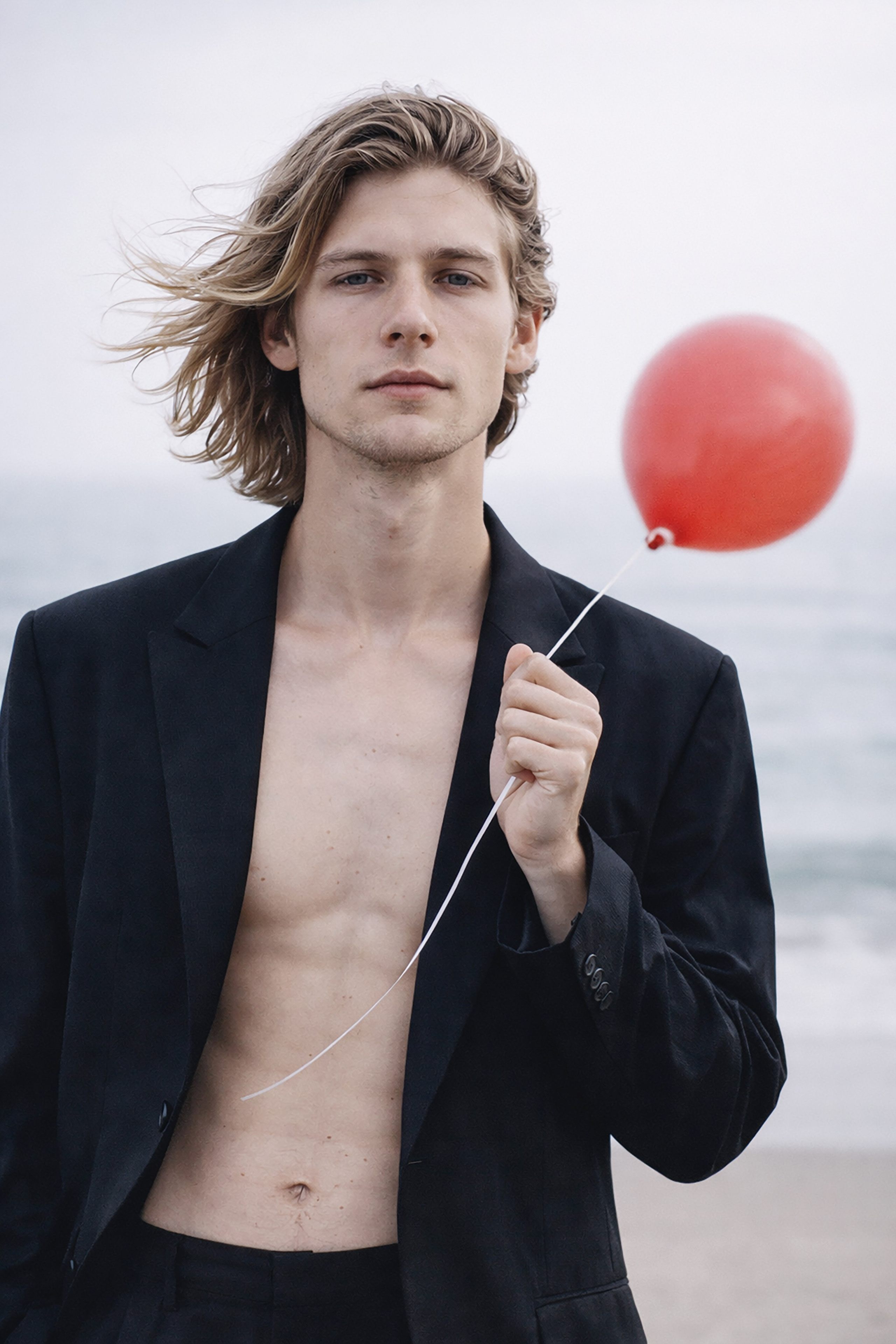 Нить. Фотограф Милена ЯновскаяМеня зовут Милена Яновская. Я фотограф и автор арт-фототерапевтических проектов