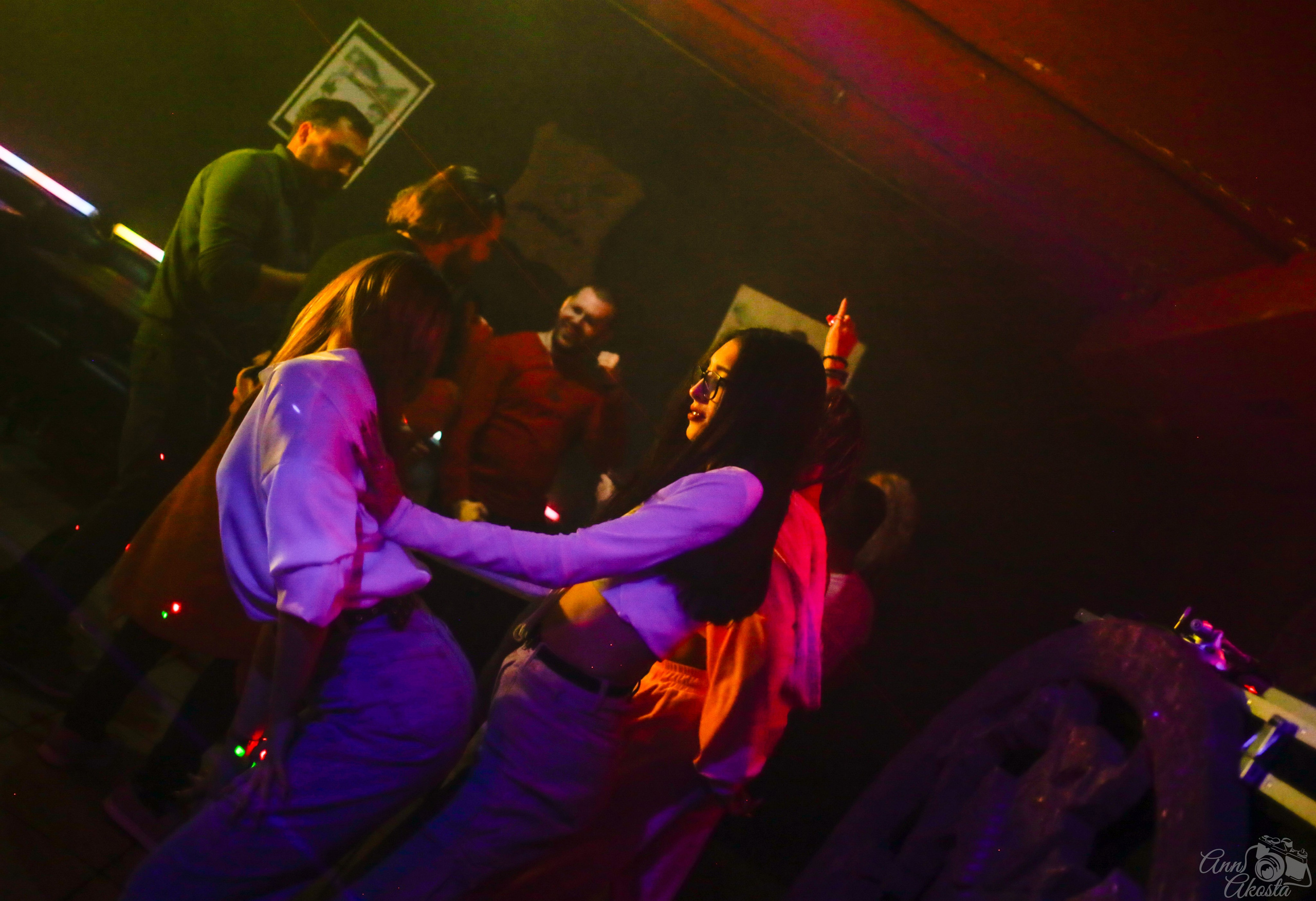 Фильм «Третья смена». Анна Акоста: фотограф в Санкт-Петербурге и Таганроге