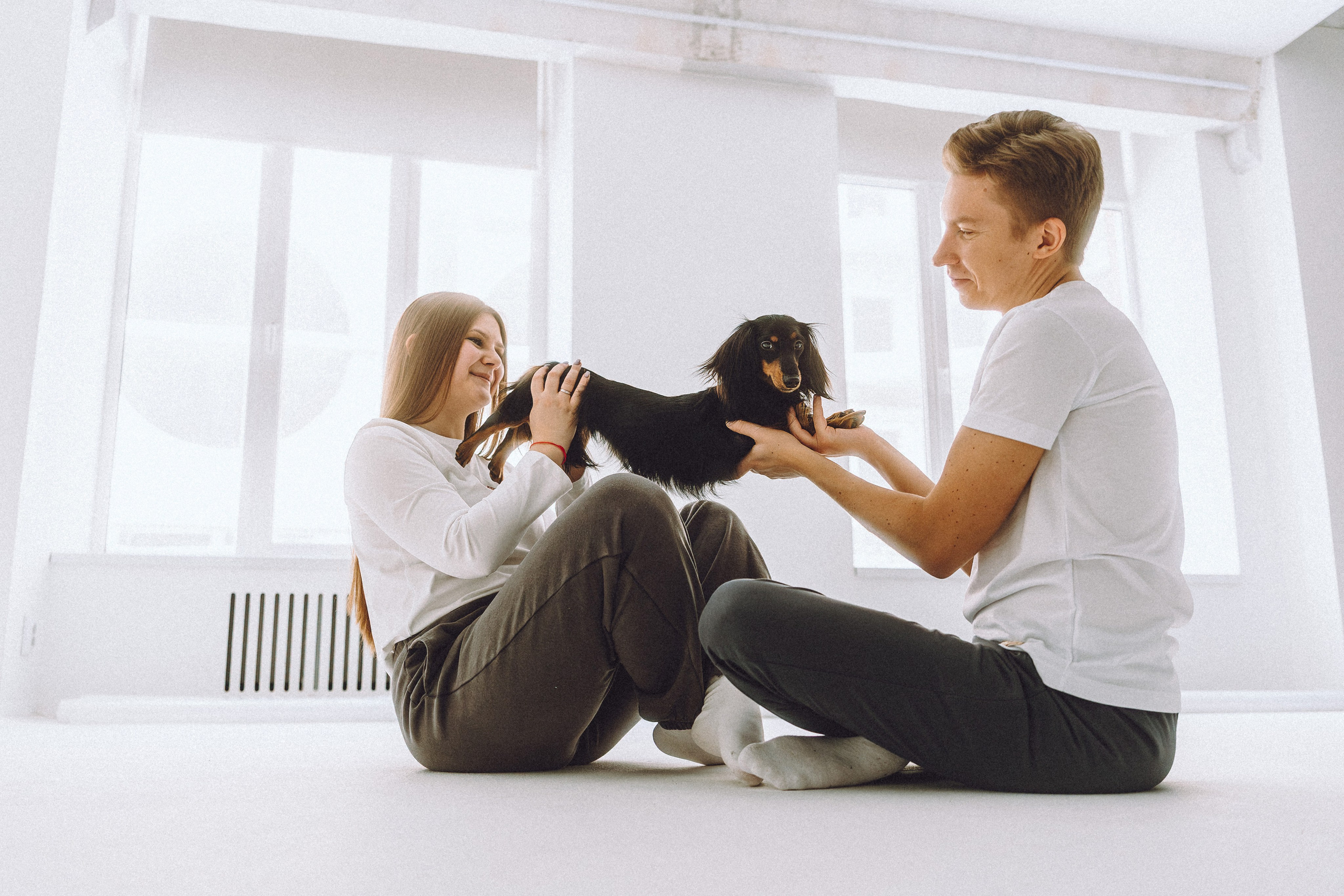 Натали, Свят и Эни