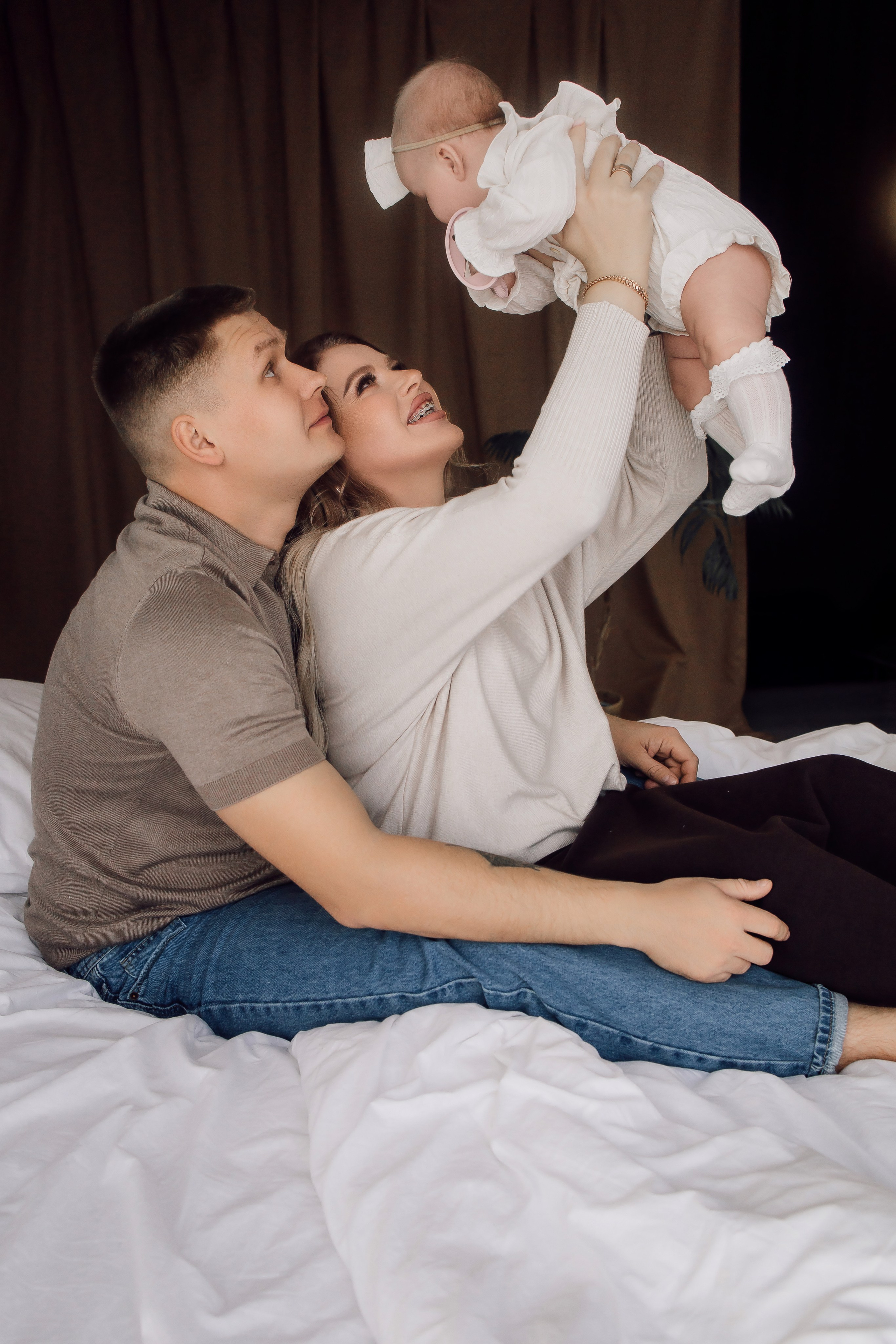 Нелли, Артем и Ева