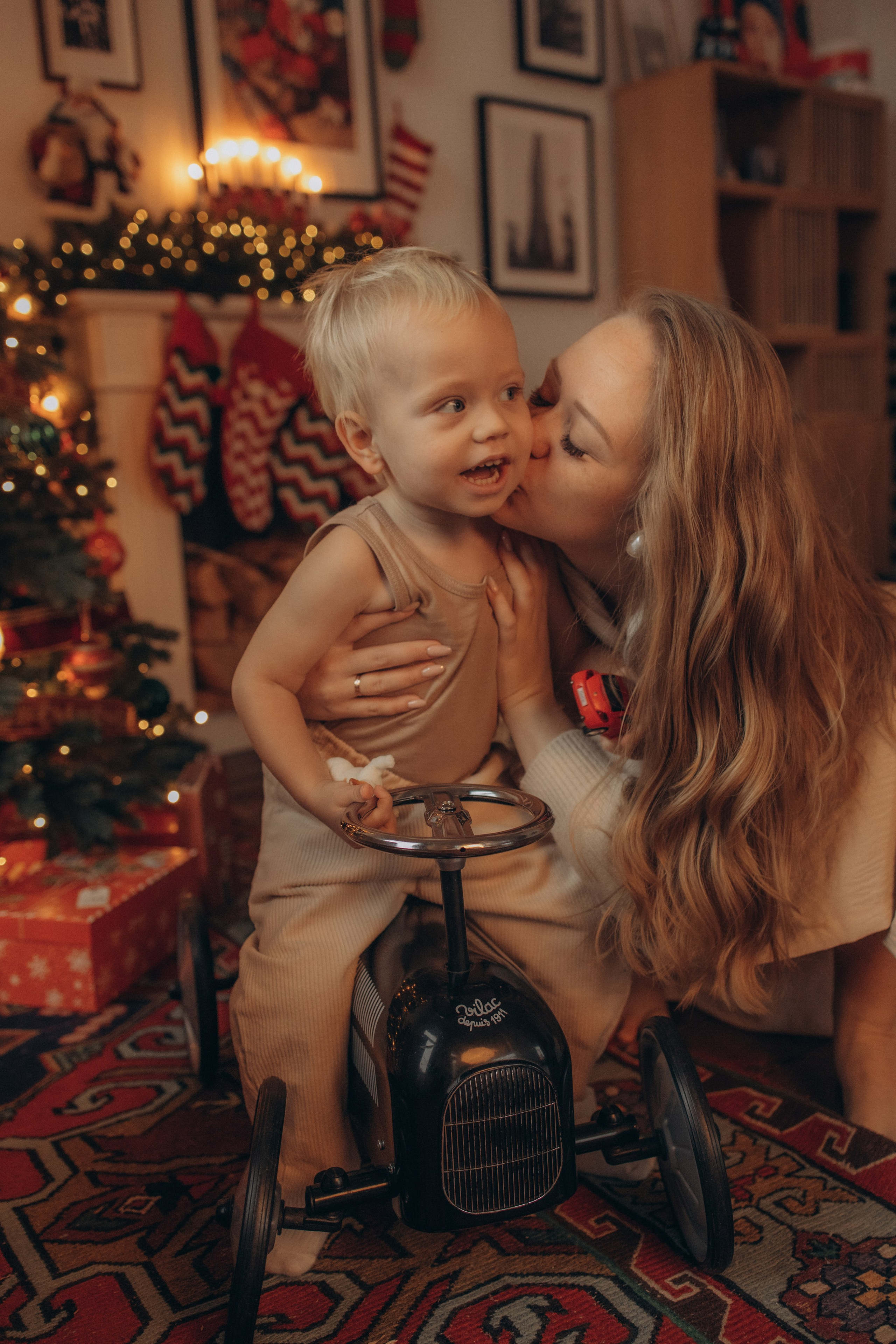 Кристина, Илья. Фотокарточки о вас и о большой любви!