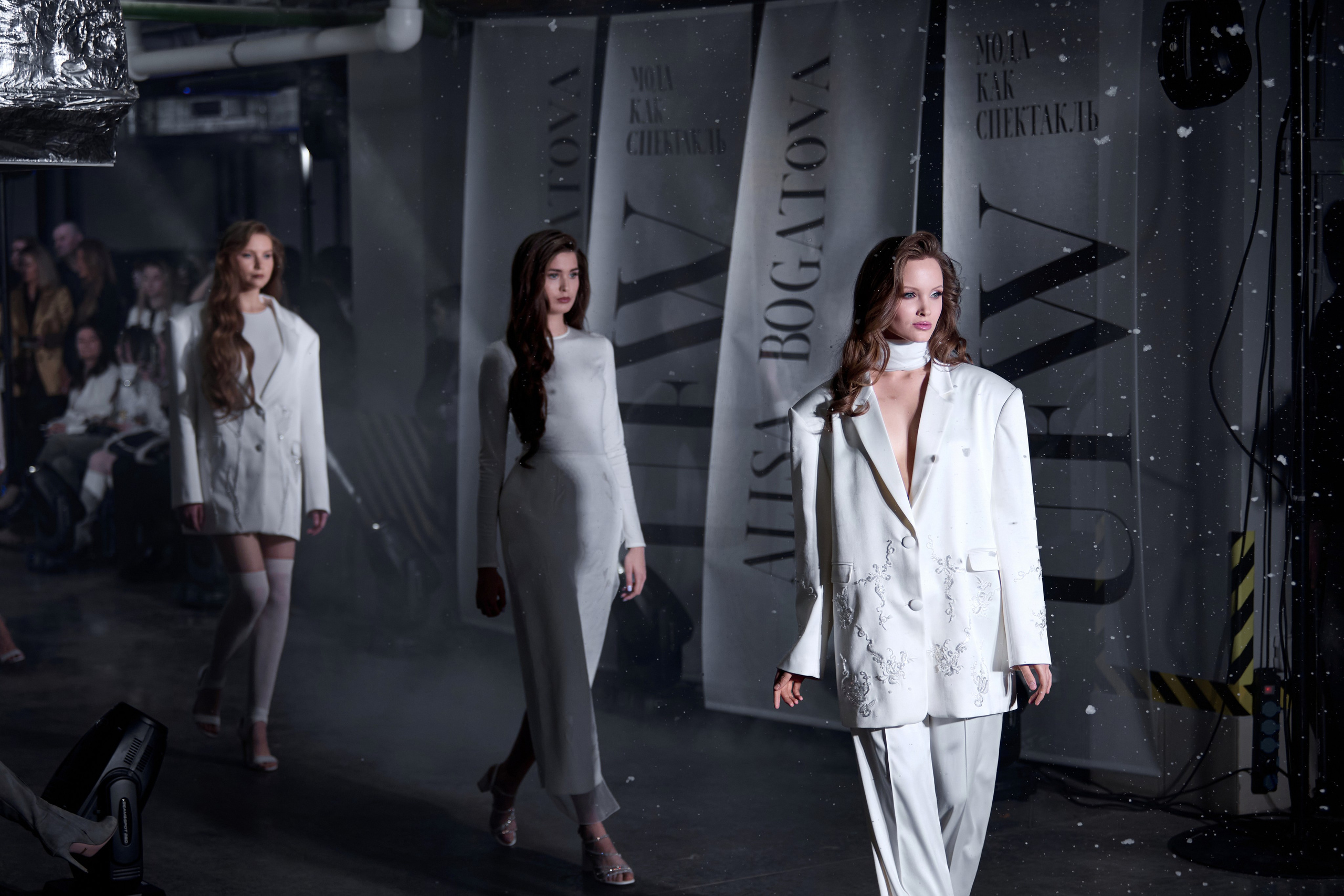 Фоторепортаж: Второй день Ulyanovsk Fashion Week от Алисы Богатовой | Фотограф Елена Орешина. Свадебный и семейный фотограф в Ульяновске Орешина Елена