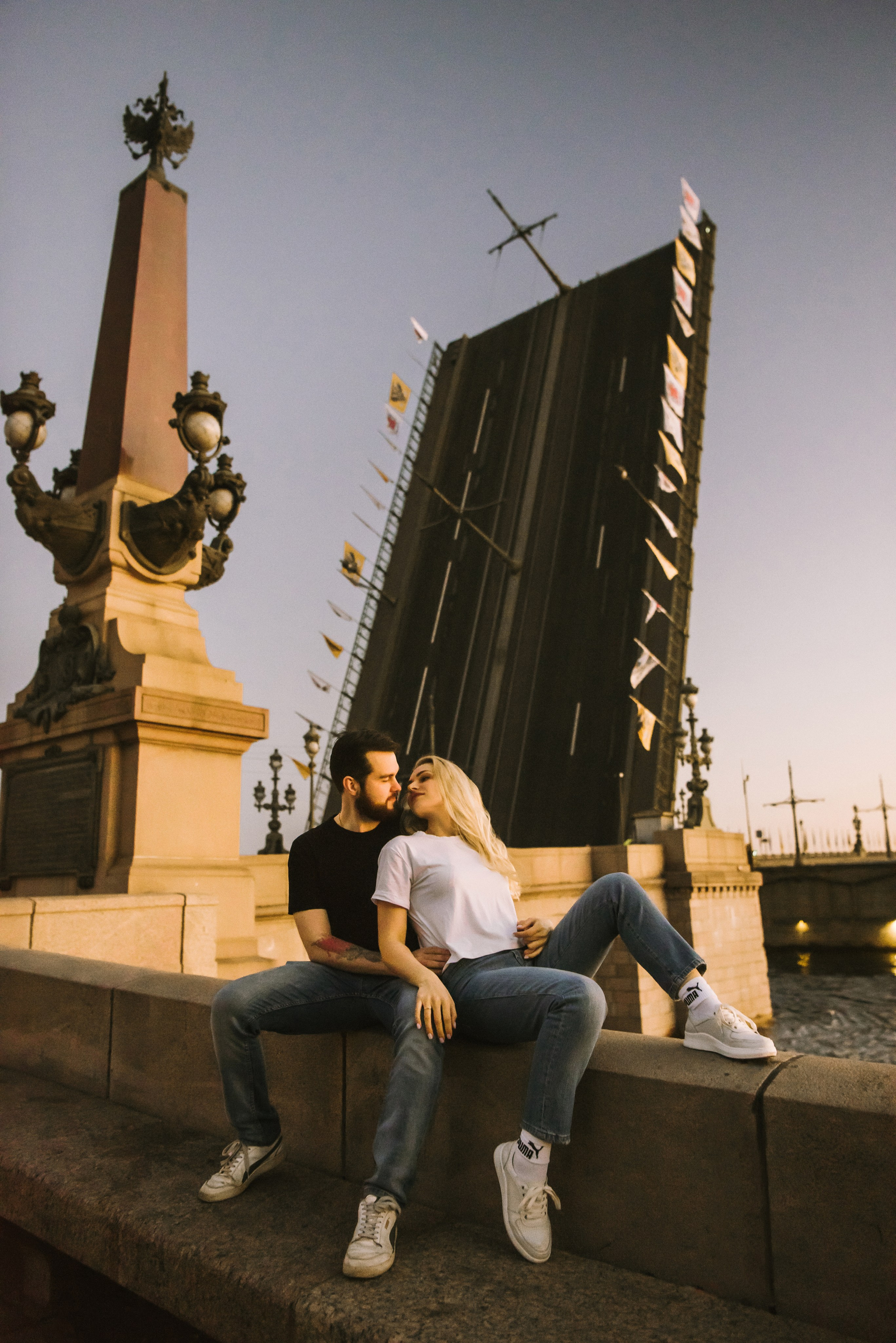 Лера и Женя. Разводные мосты. Рассвет. Свадебный фотограф в Санкт-Петербурге София Шубик