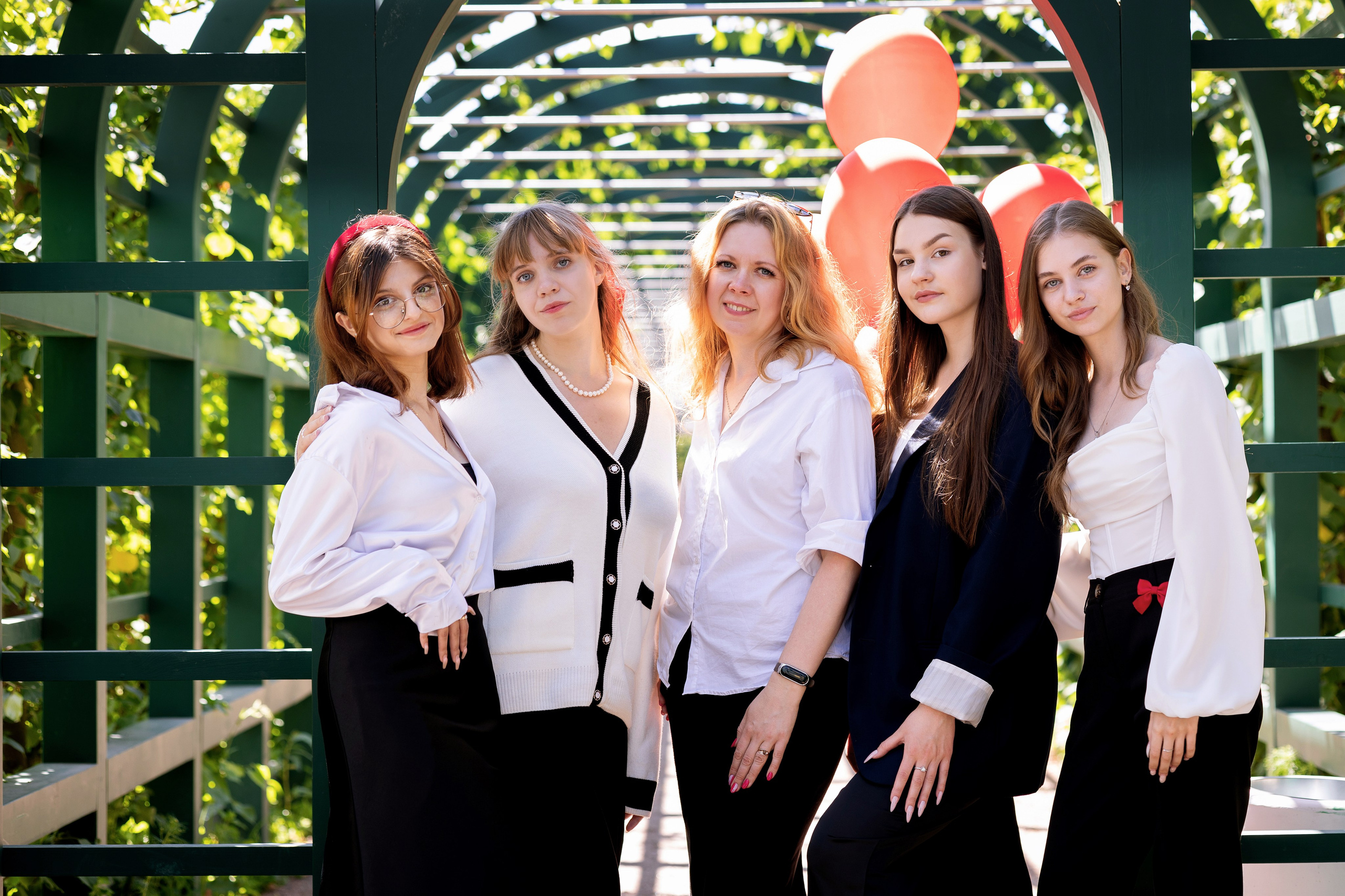 11 класс в Петергофе. Выпускные альбомы. Школьный и семейный фотограф Виктория Игнатьева