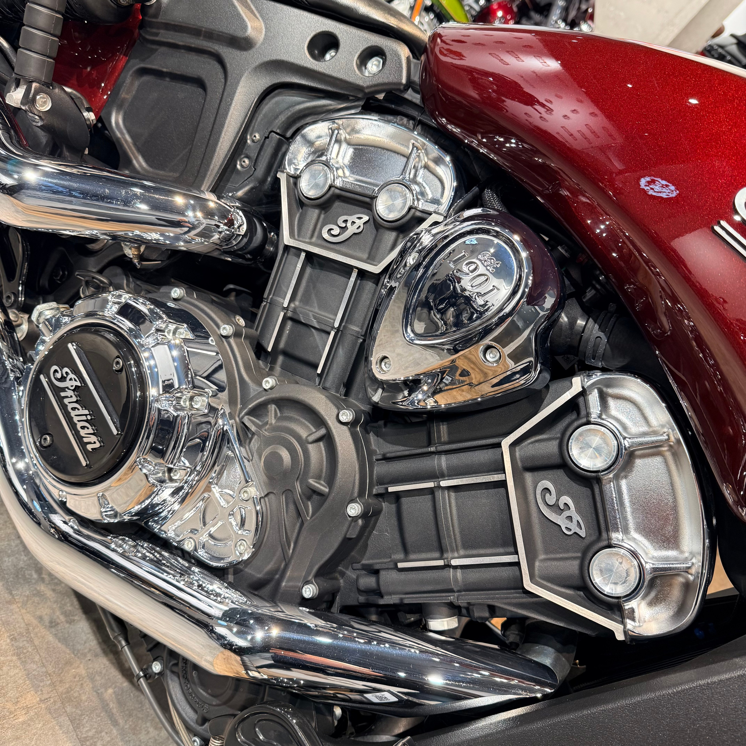 2022 INDIAN Scout Touring Maroon Metallic (VIN *56KM*0101). Hello Davidson, Москва. Только хорошие мотоциклы…