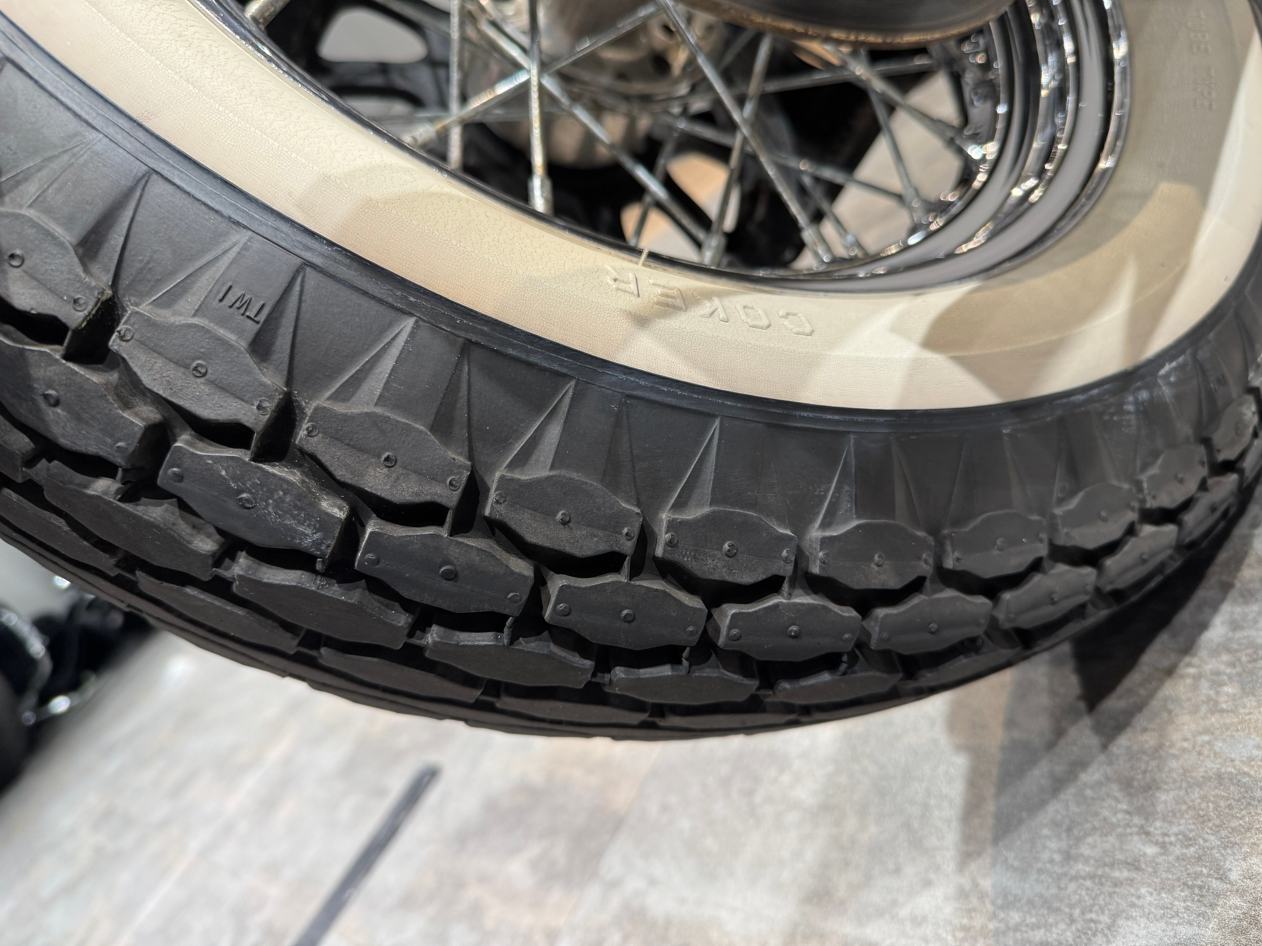 Купить Harley Davidson 2008 Softail Deluxe Orange Sand. Hello Davidson, Москва. Только хорошие мотоциклы…