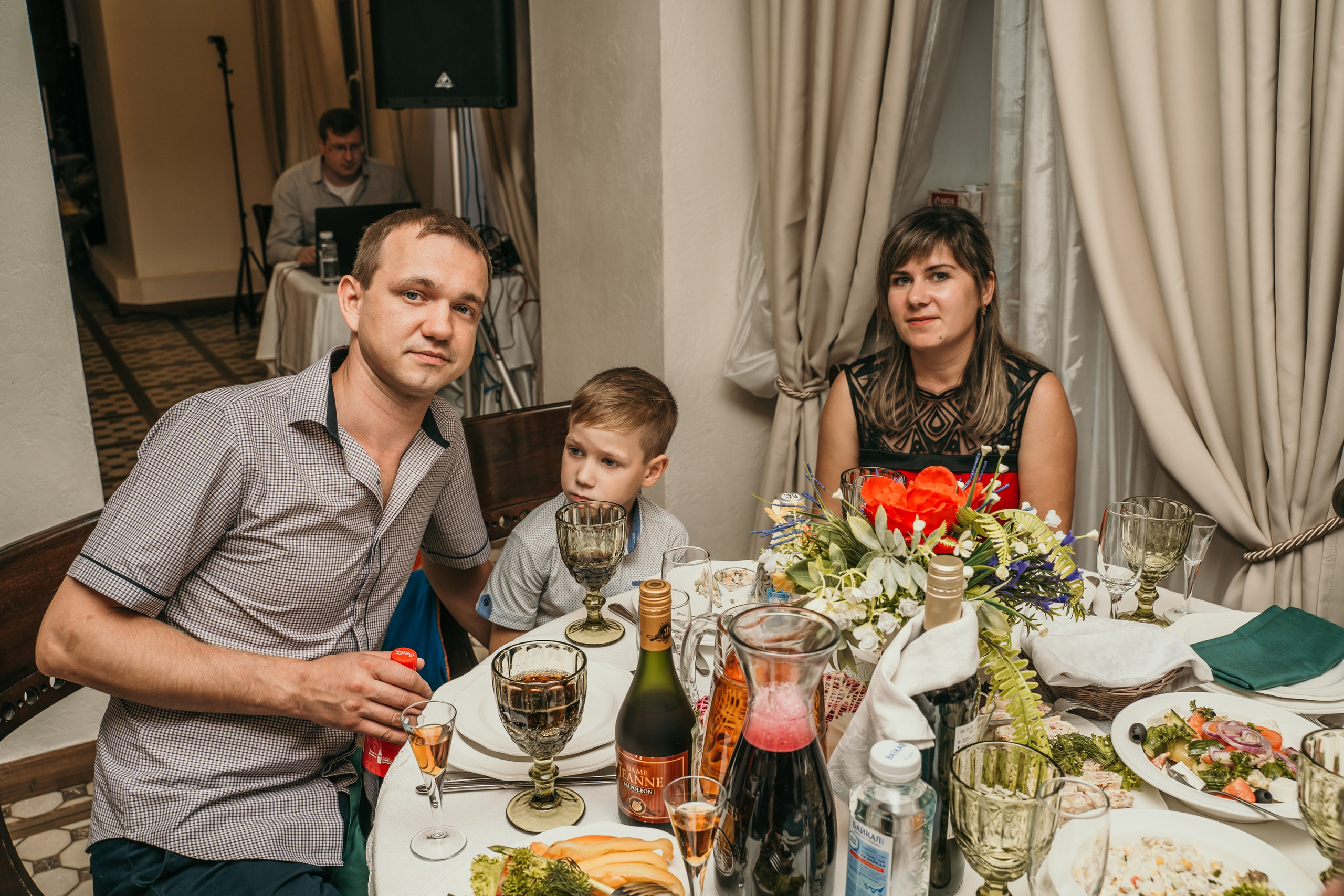 Свадебный фотограф Санкт-Петербург. Свадебный, семейный, портретный, репортажный фотограф в Санкт-Петербурге
