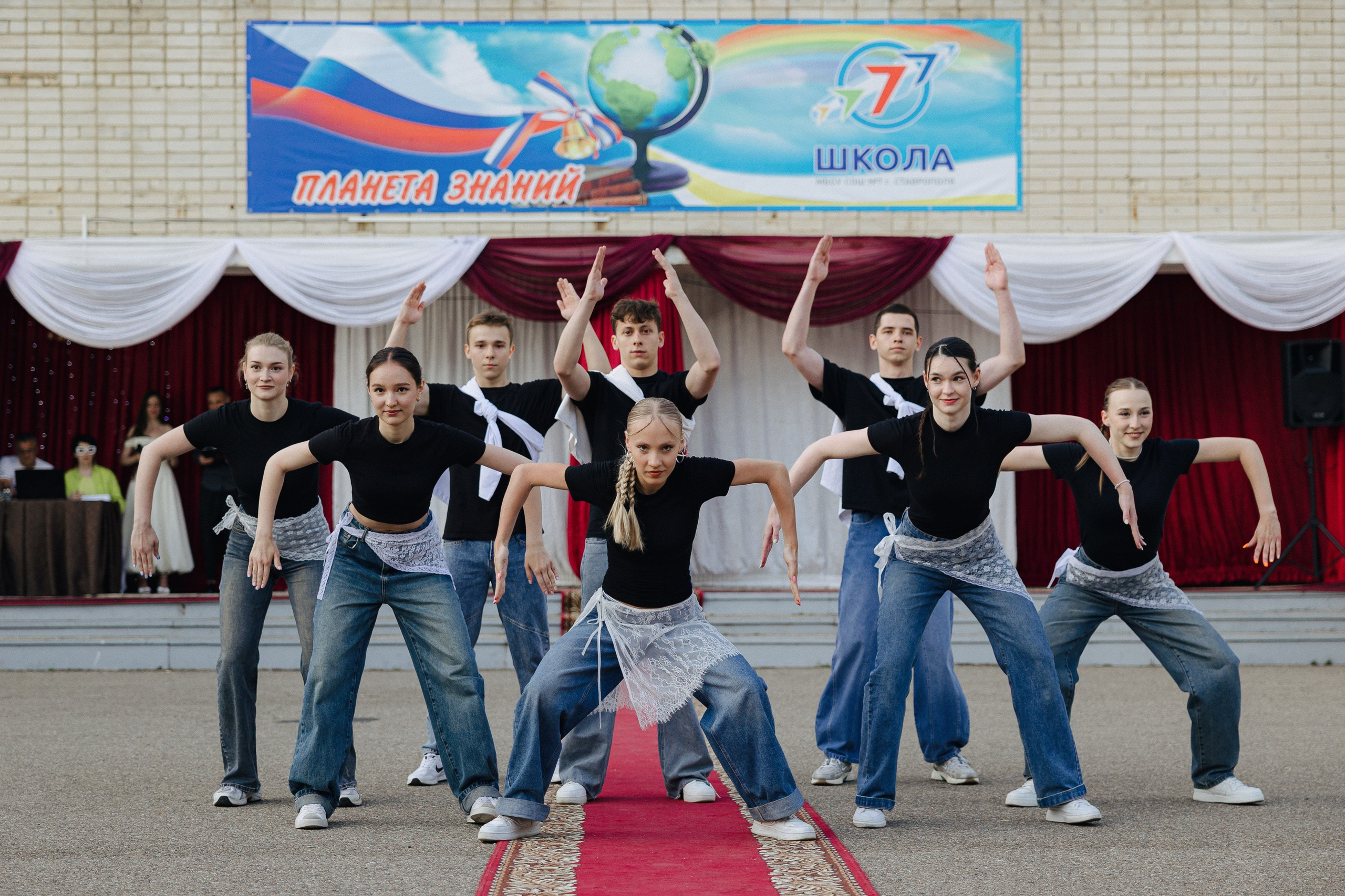 Вручение аттестатов. Свадебный фотограф Роман Еремеев