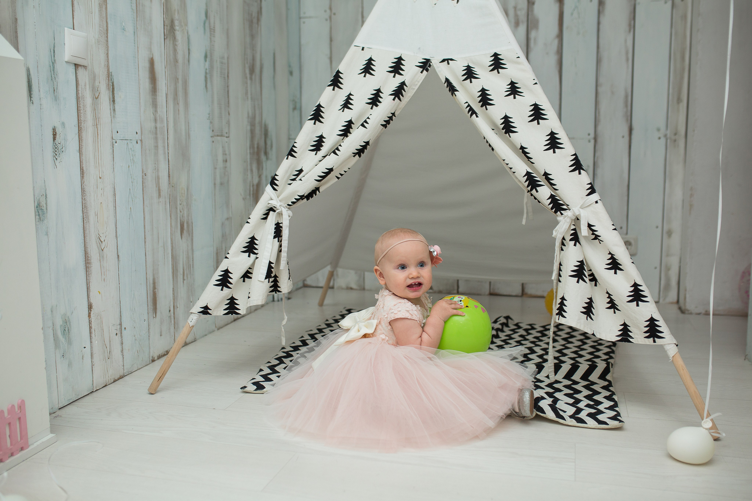 Годик Полине. Фотограф на Крещение, семейный фотограф в Москве