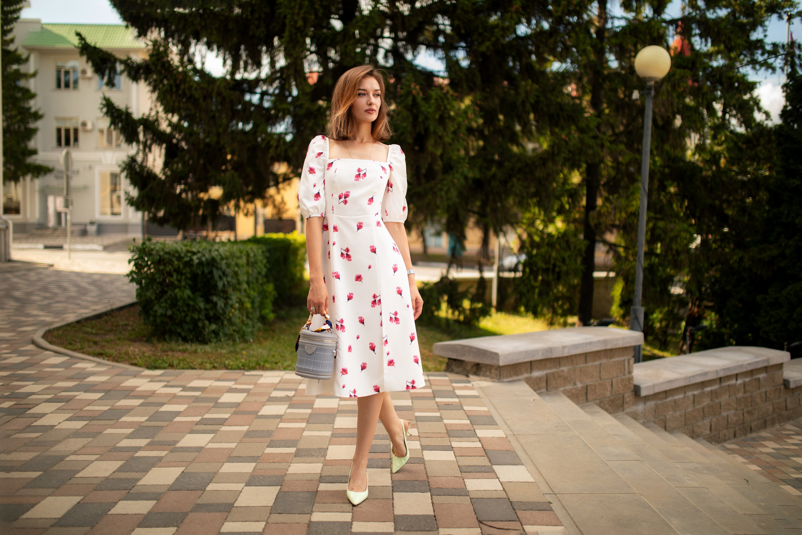 Уличная съемка с Настей в Старом Осколе в формате «для себя». Дмитрий Шульгин, портретный фотограф в Воронеже