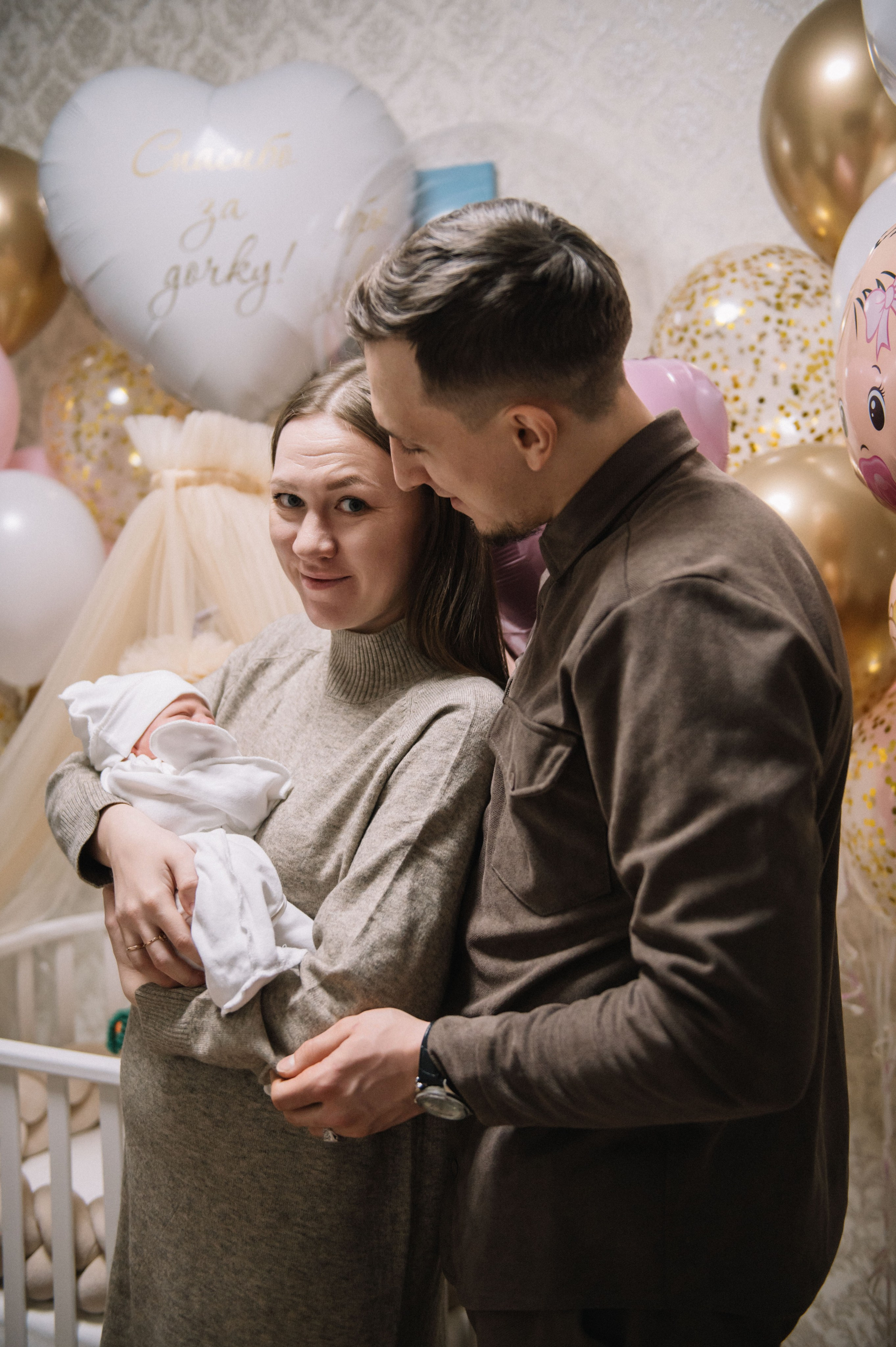 Выписка с роддома Смирновы. Фотограф в Сургуте Светлана Гибадуллина