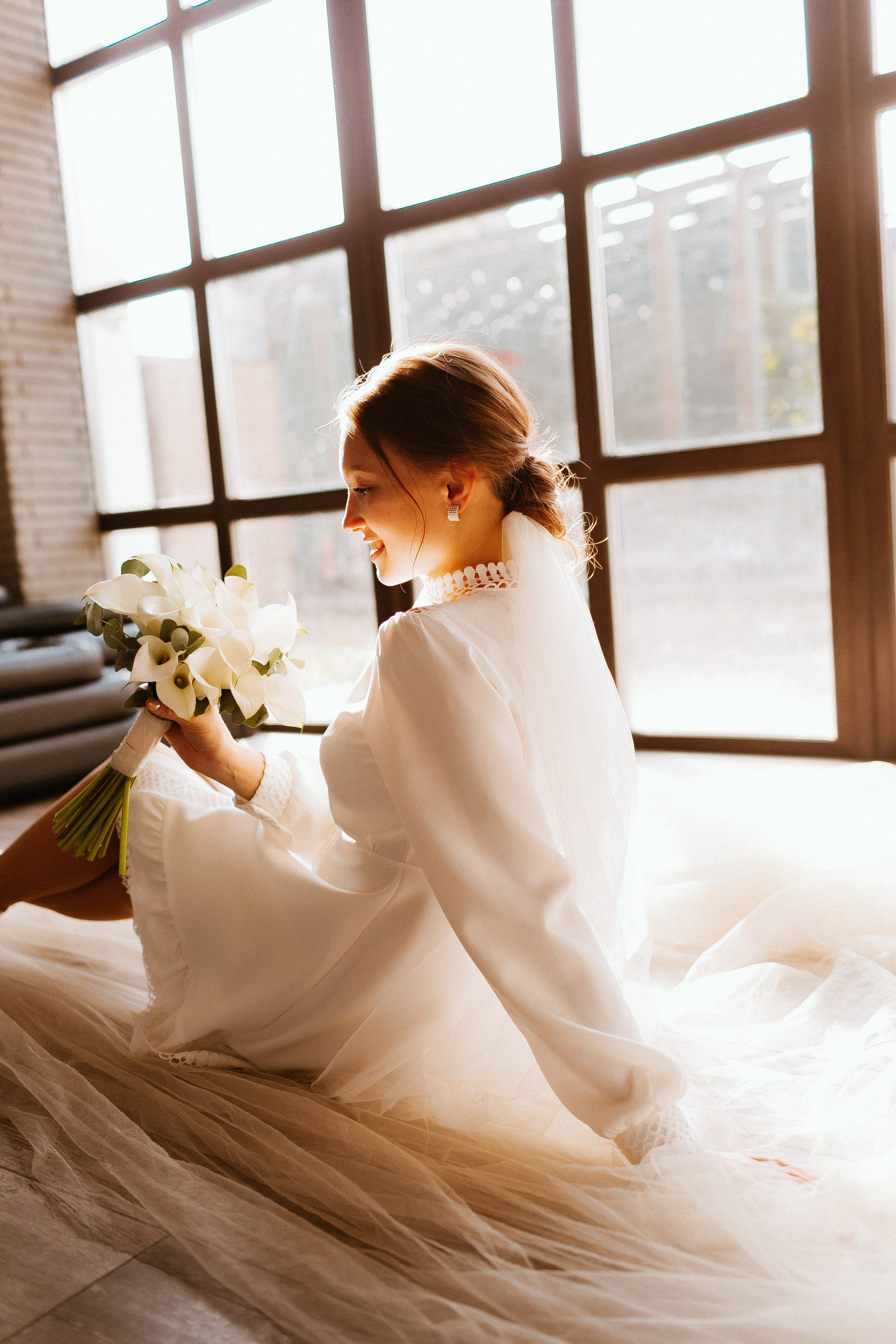 Съемка пары в осеннем городе и в студии. Свадебный и репортажный фотограф в Ярославле и Санкт-Петербурге Роман Микрюков