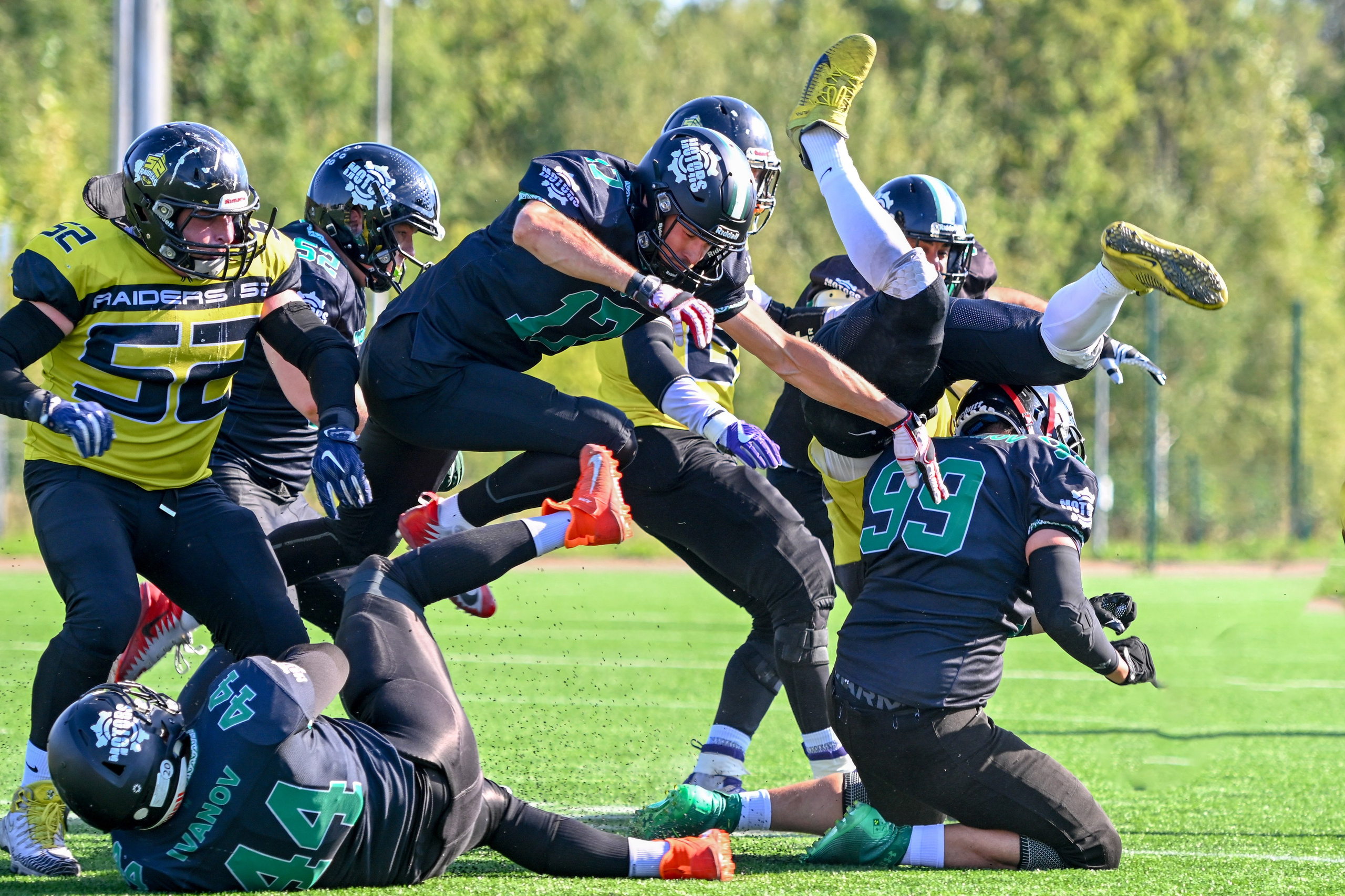 Американский футбол. Спортивный и репортажный фотограф в Казани Вячеслав Сатонин