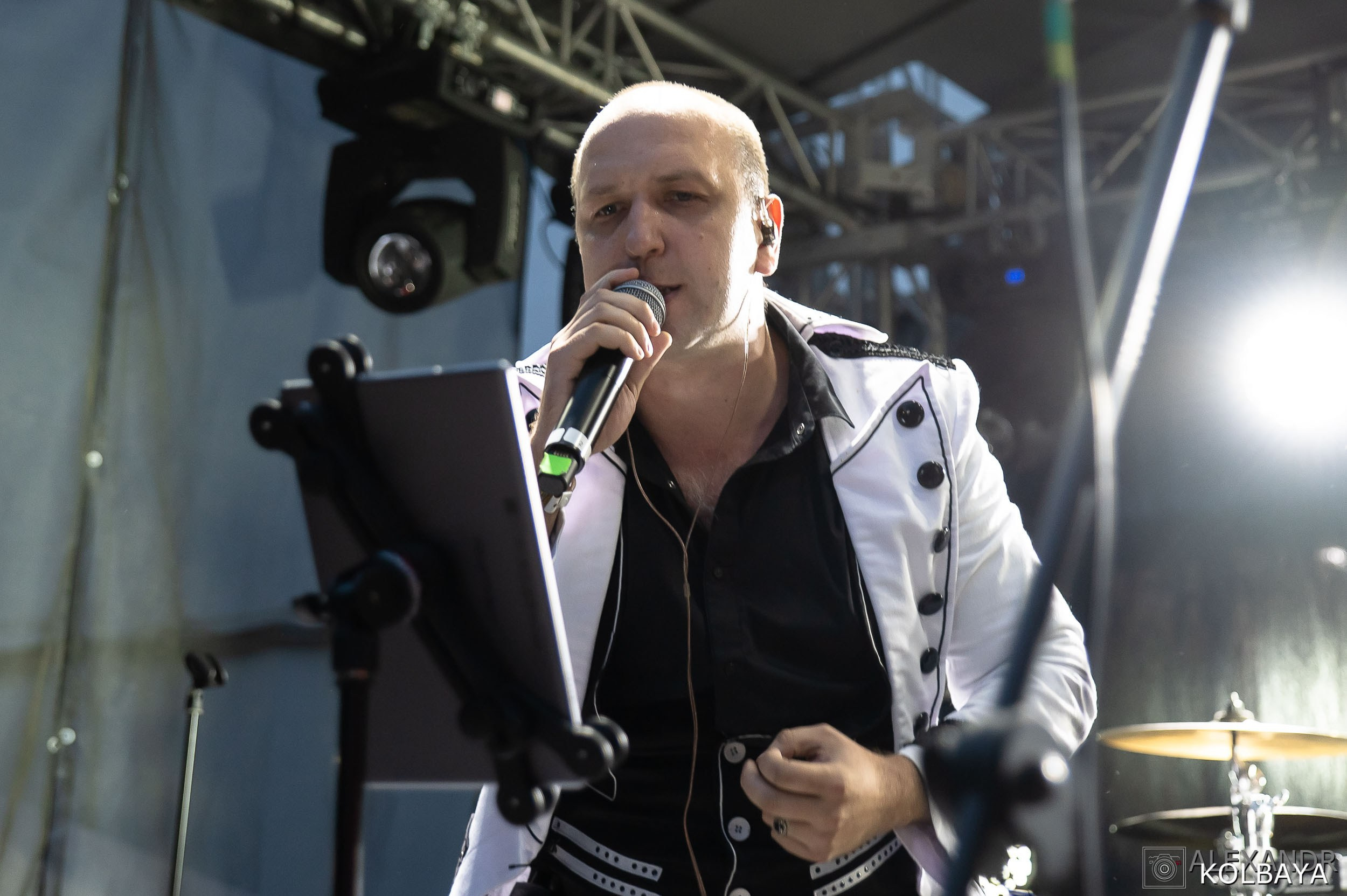 Фоторепортаж с мэшап концерта группы Черный Обелиск 4 июля 2024 года. Концертный и театральный репортажный фотограф в Москве Александр Колбая