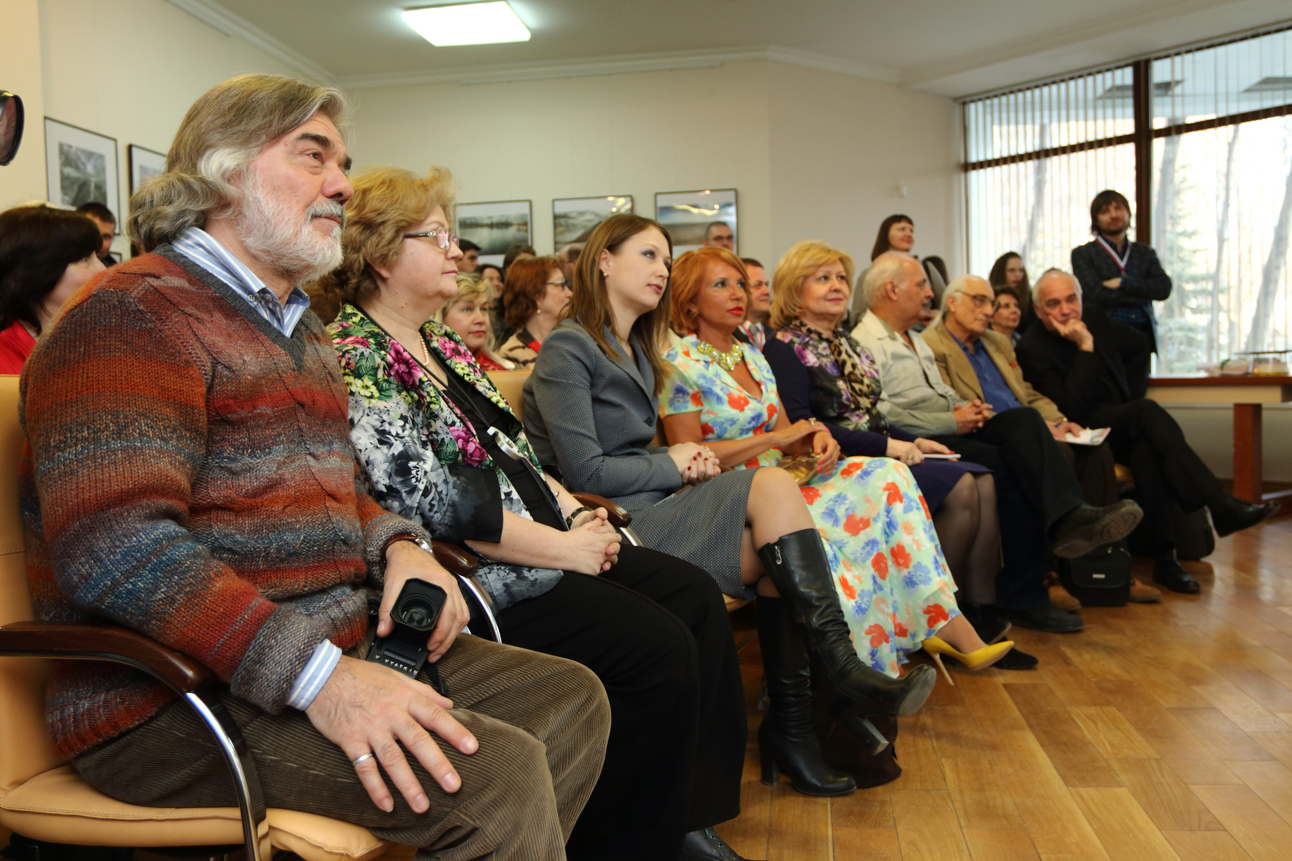30.03.2016 Самарский взгляд 2015. Открытие. Фотообъединение Самарского областного отделения Союза журналистов России