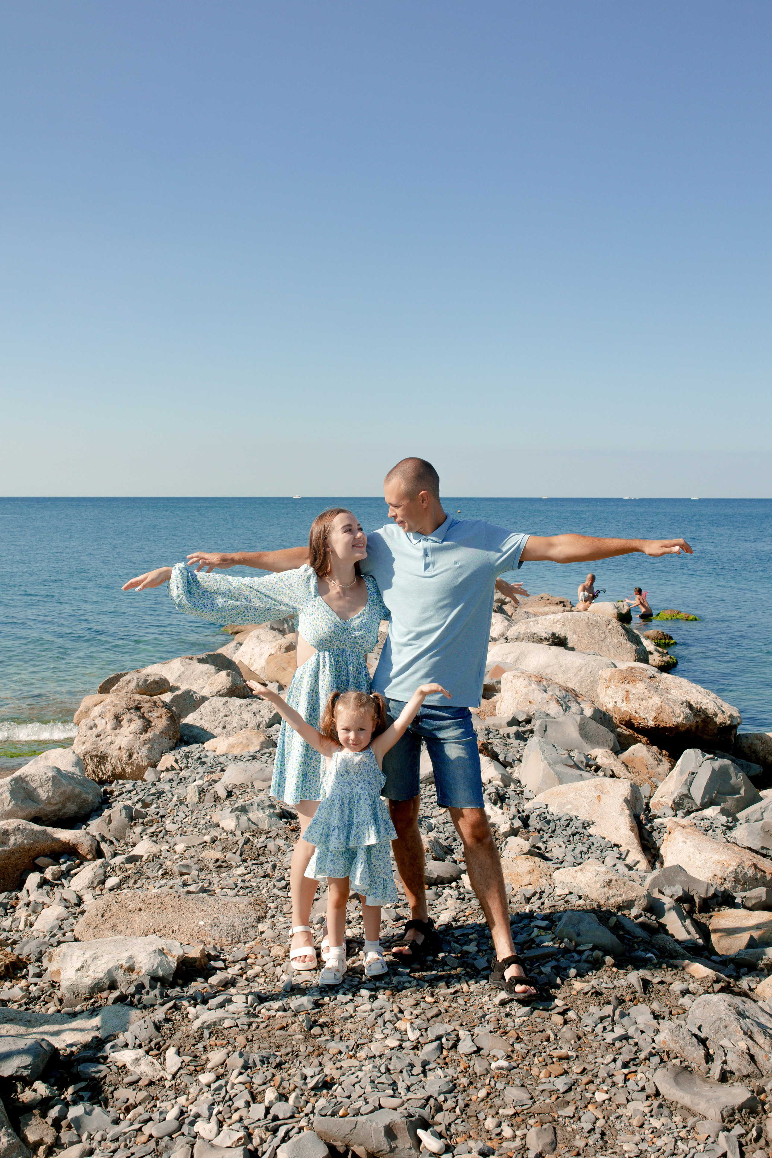 Александра, Кирилл и Катя. Фотограф в Геленджике, Архипо-Осиповке, Абрау-Дюрсо, Кринице Виктория