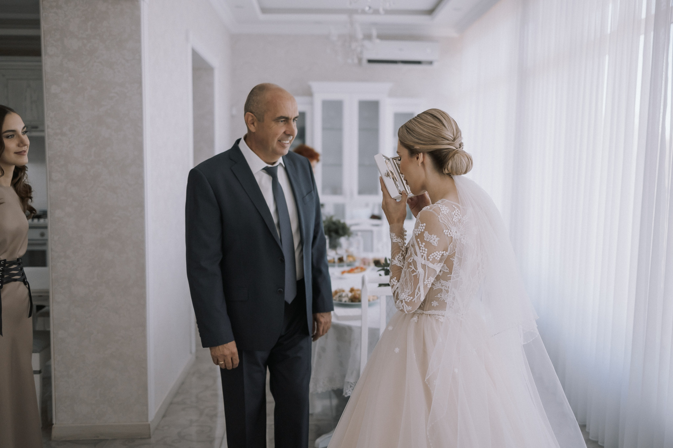 Свадебный день. Дарья и Джем. Свадебная фотография. Арина Рубах