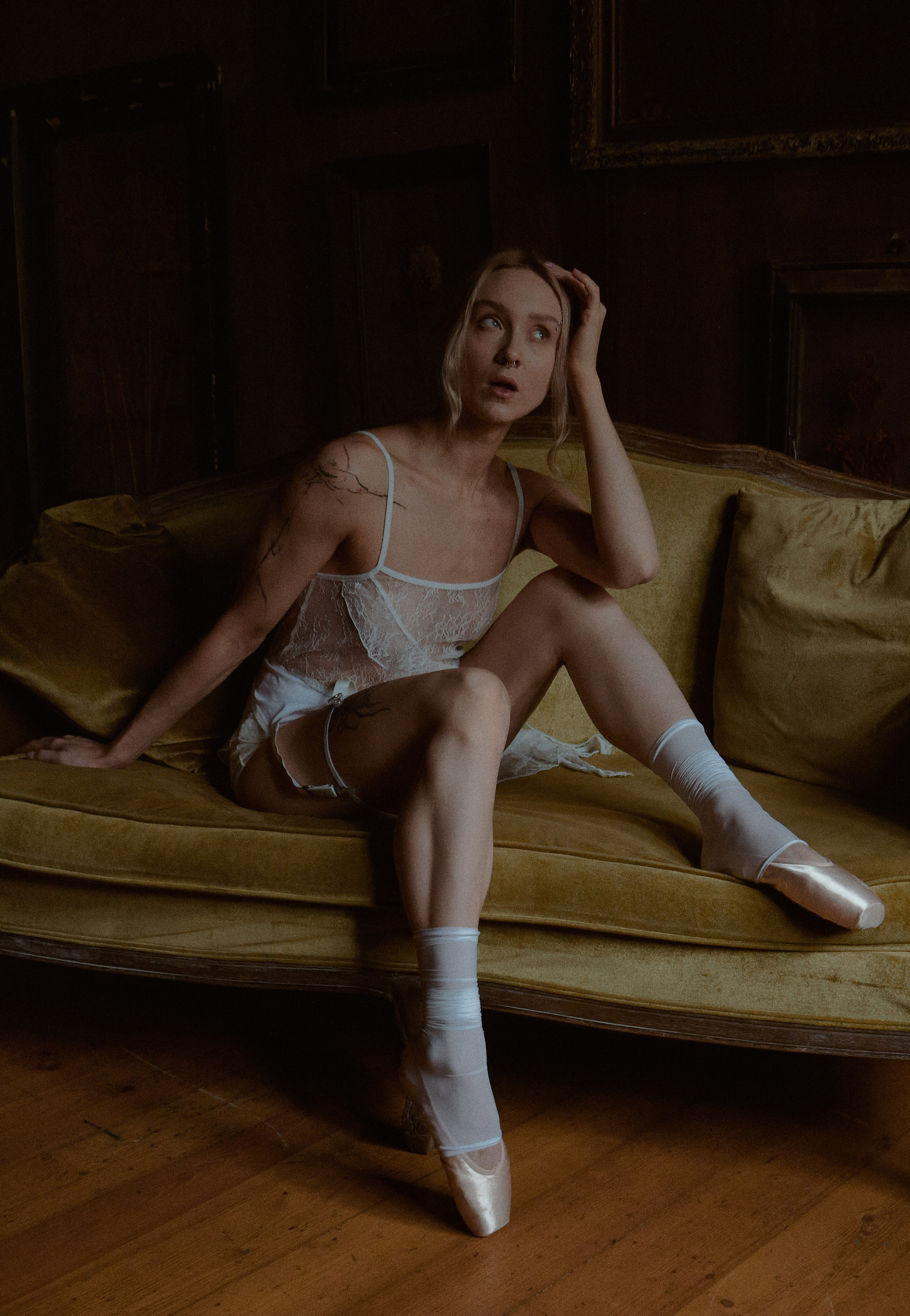 Фотосессия в усадьбе Роден. Свадебный фотограф в Москве Приятелева Ангелина