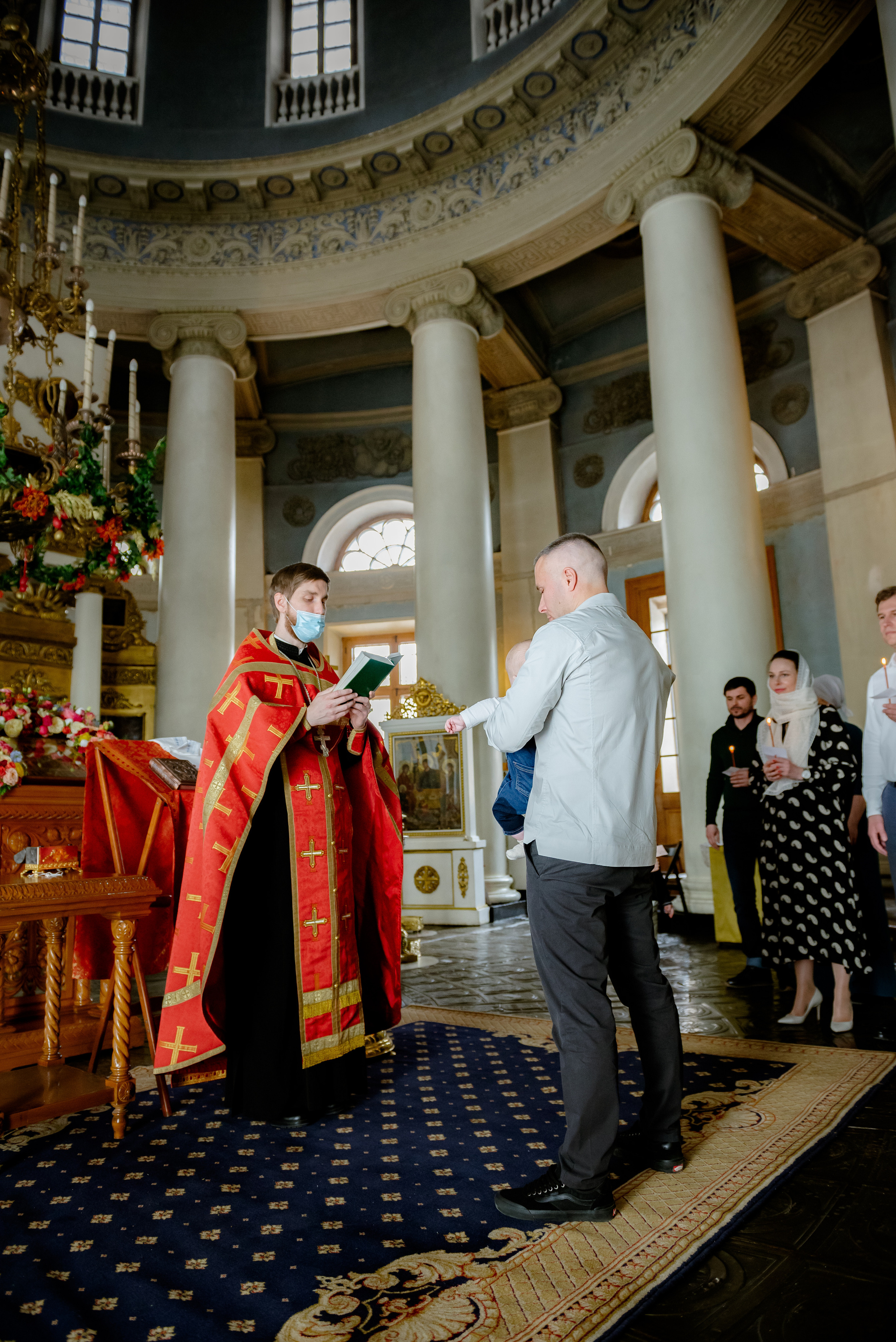 Крещение в Храме на Иконы Божей Матери Всех Скорбящих. Станислав Тюрин Фотограф Москва. Индивидуальные и семейные фотосессии;