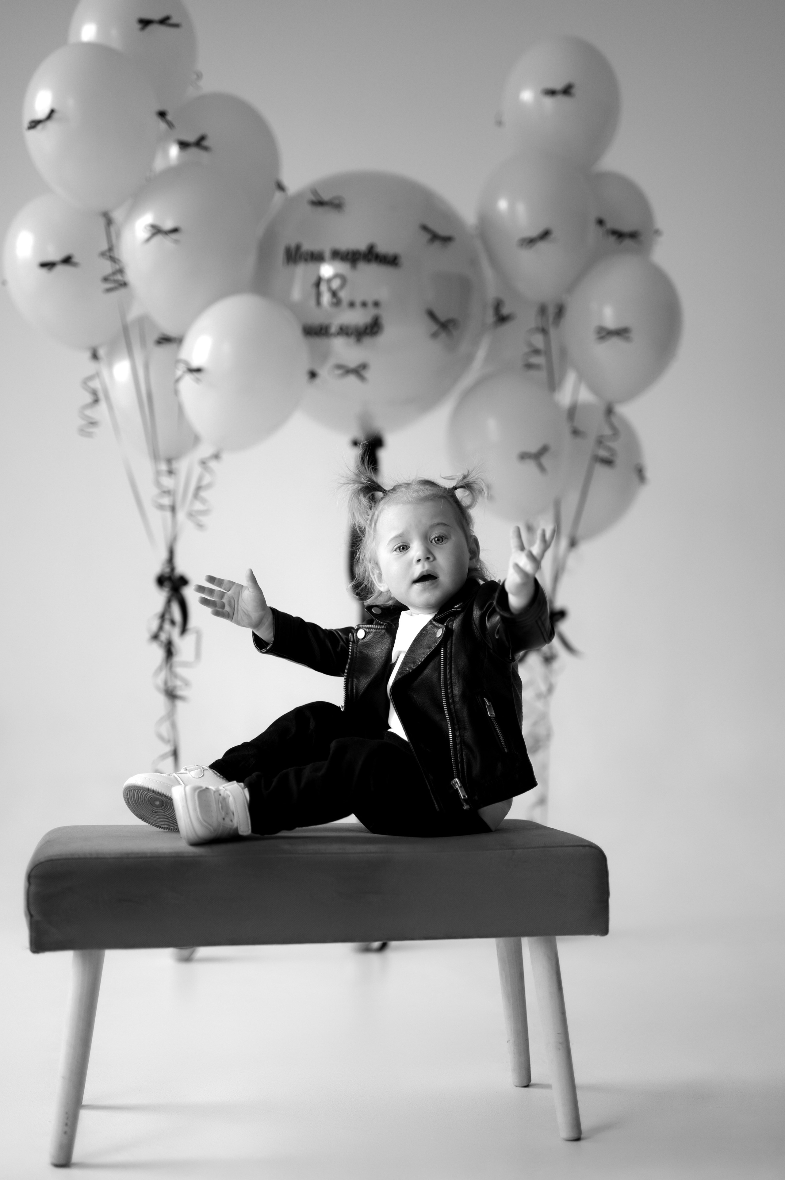 Съемка годика, годовасие, фотосессия в день рождения. НЬЮБОРН ФОТОСЕССИИ, БЕРЕМЕННОСТЬ, ПОРТРЕТНЫЕ СЕМЕЙНЫЕ ФОТОСЕССИИ  Ногинск Москва ОЛЬГА ВОГЕЛЬ