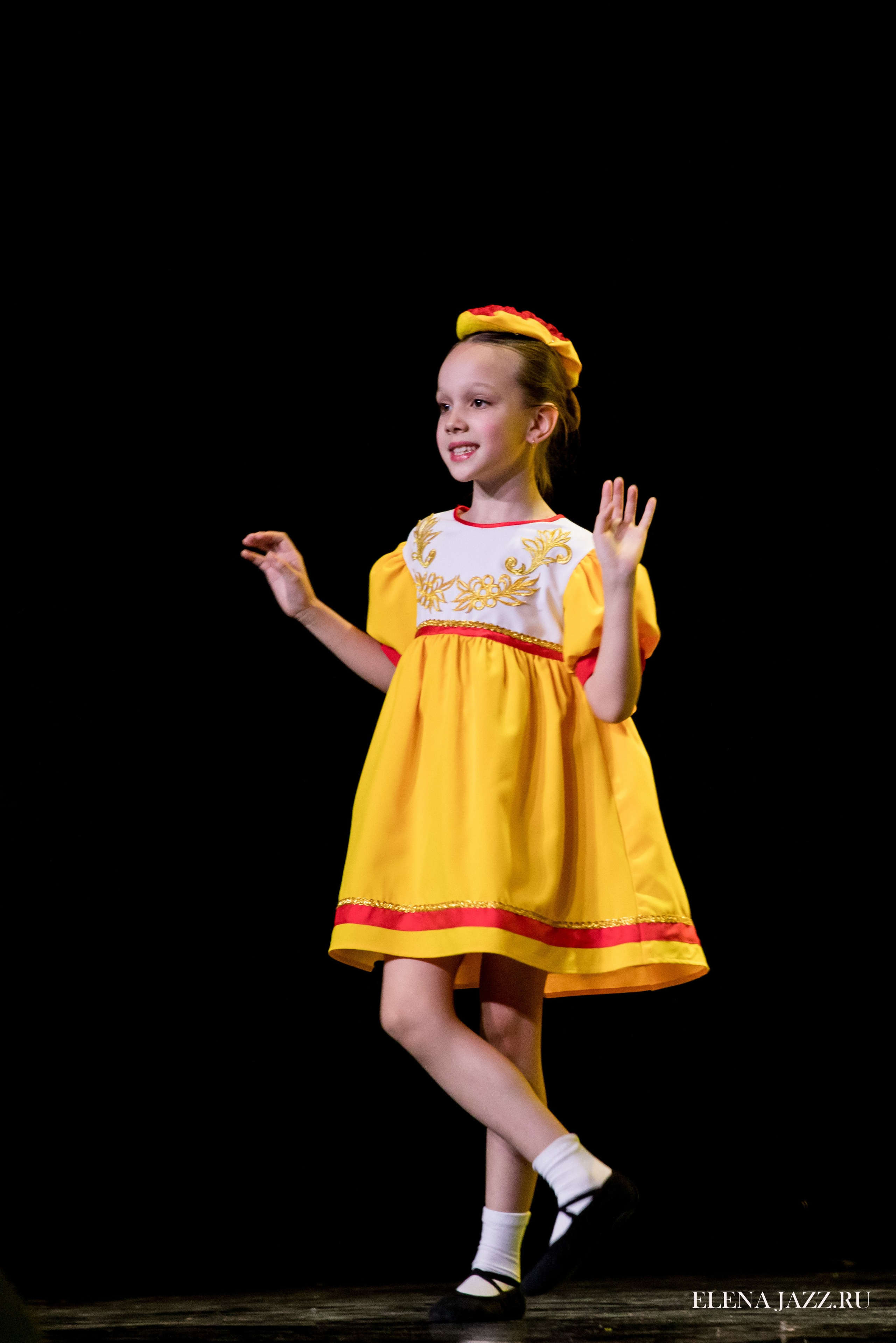 Концерт танцевального коллектива. Репортажный фотограф Елена Джаз в Москва
