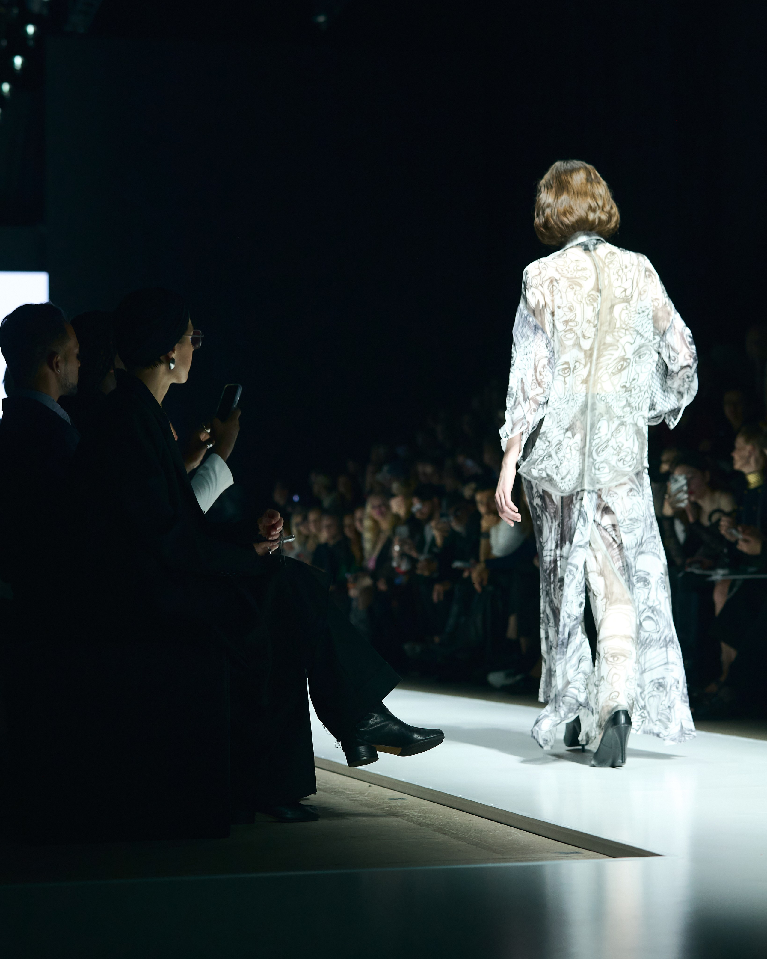 Moscow Fashion week. Святослав Лебедев | Рекламный фотограф — Коммерческая съемка, Арт-дирекшн, AI-интеграция