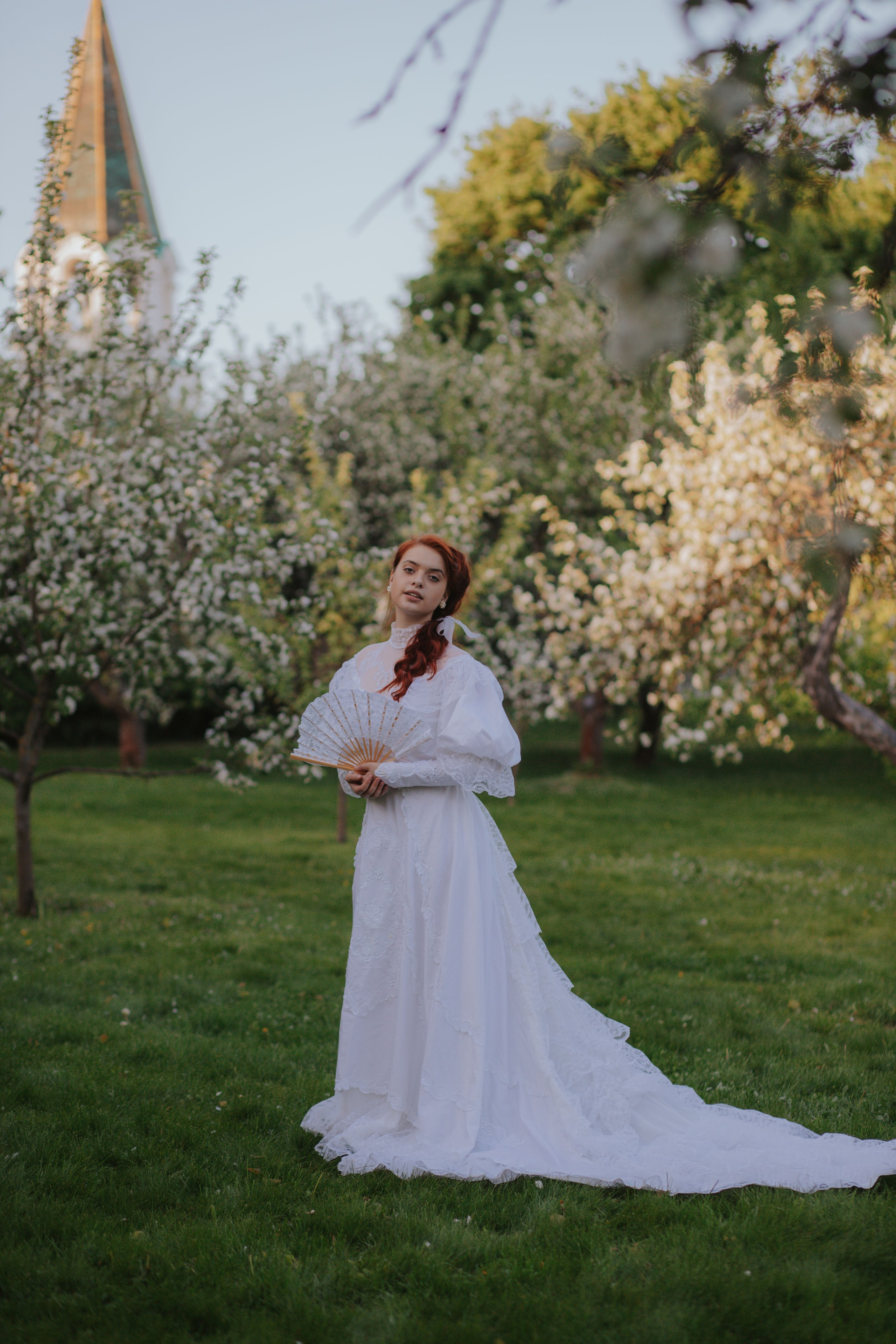 Яблоневый сад. Художественная винтажная фотография