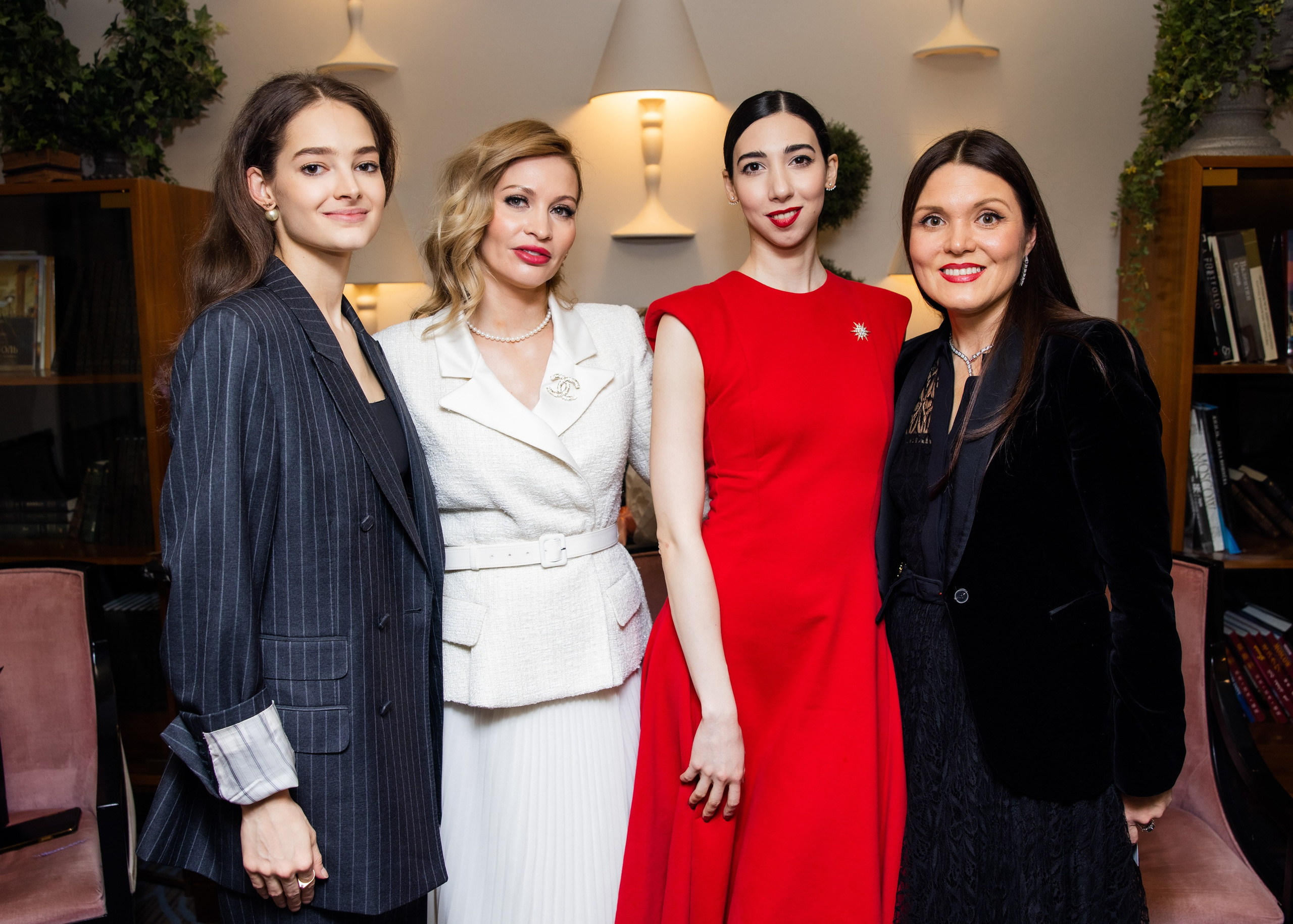 Арт-встреча. Балерины Дружат. Главная