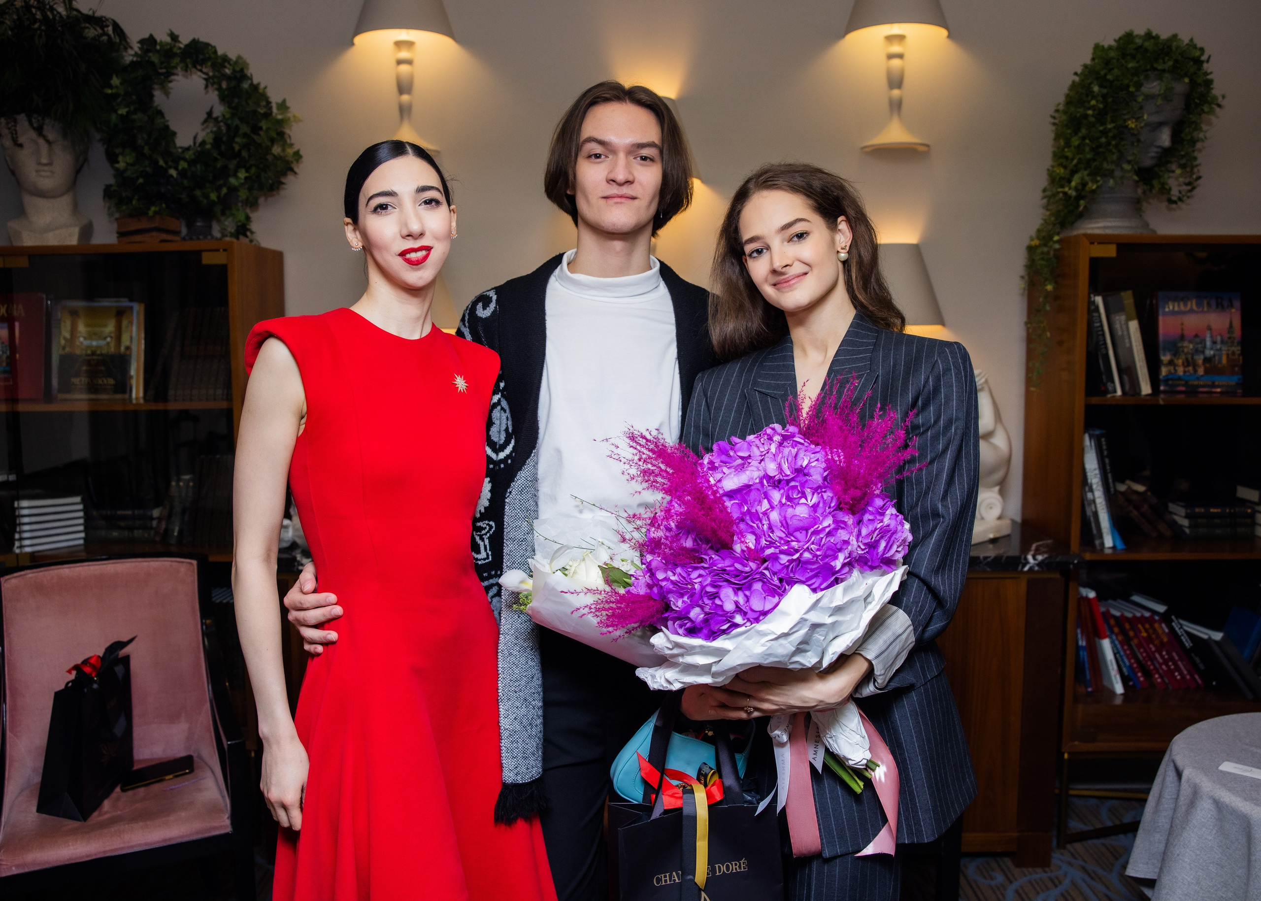 Арт-встреча. Балерины Дружат. Главная