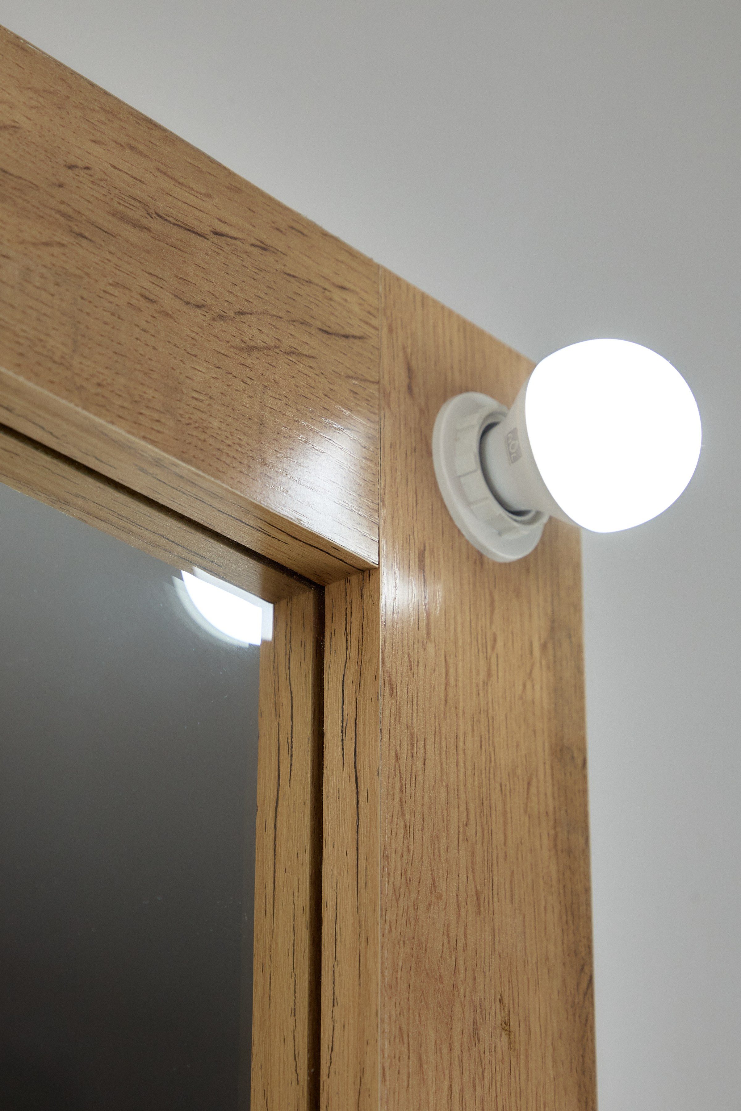 Фабрика зеркал. ФОТОГРАФ ЭДУАРД КОЛТУНОВСКИЙ