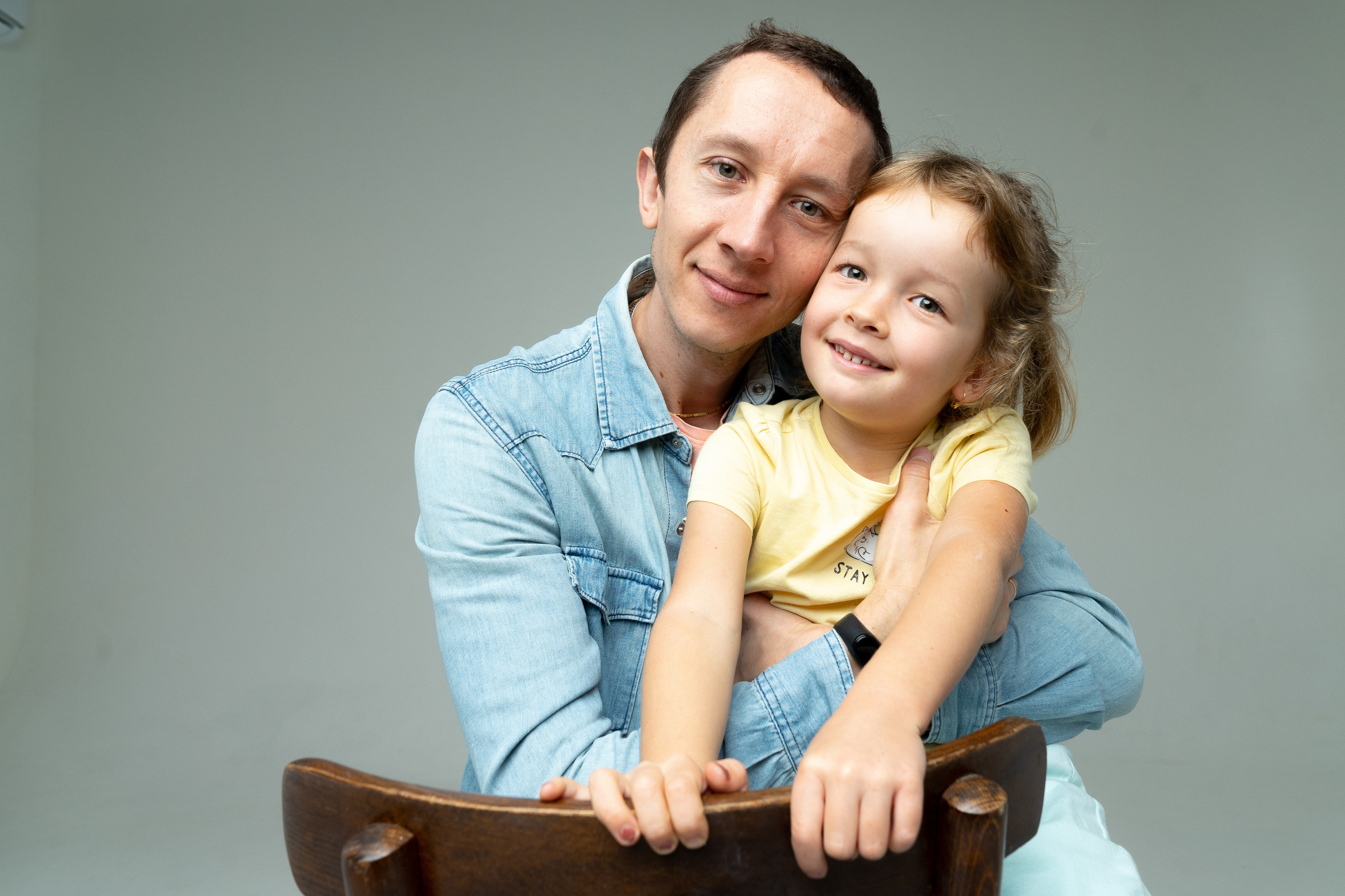 Семейная фотосессия в студии. Фотограф в Сочи Тиунова Маргарита и Тиунов Евгений