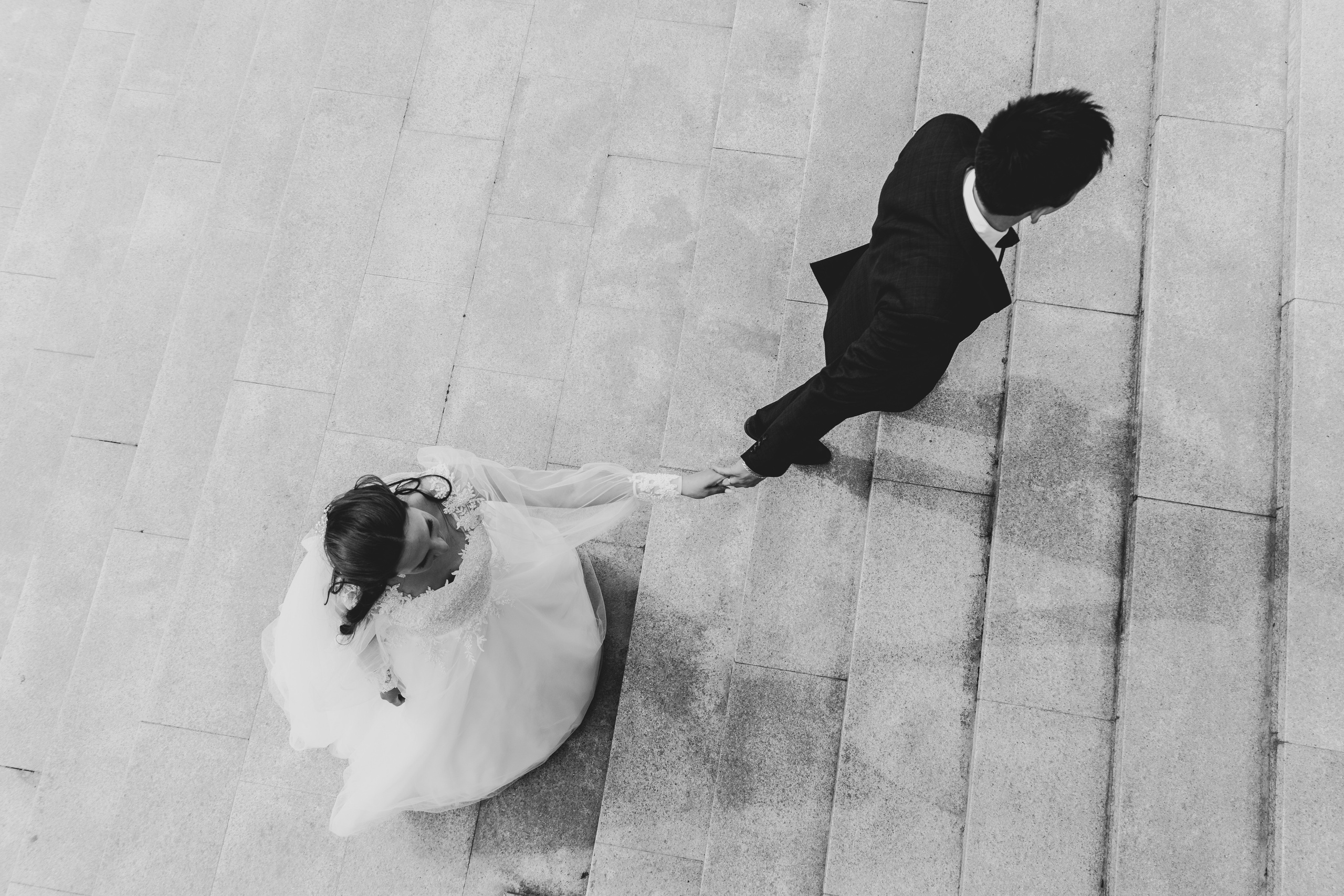 Свадебный день Тимура и Валерии в центре Сочи. Фотограф в Сочи Тиунова Маргарита и Тиунов Евгений