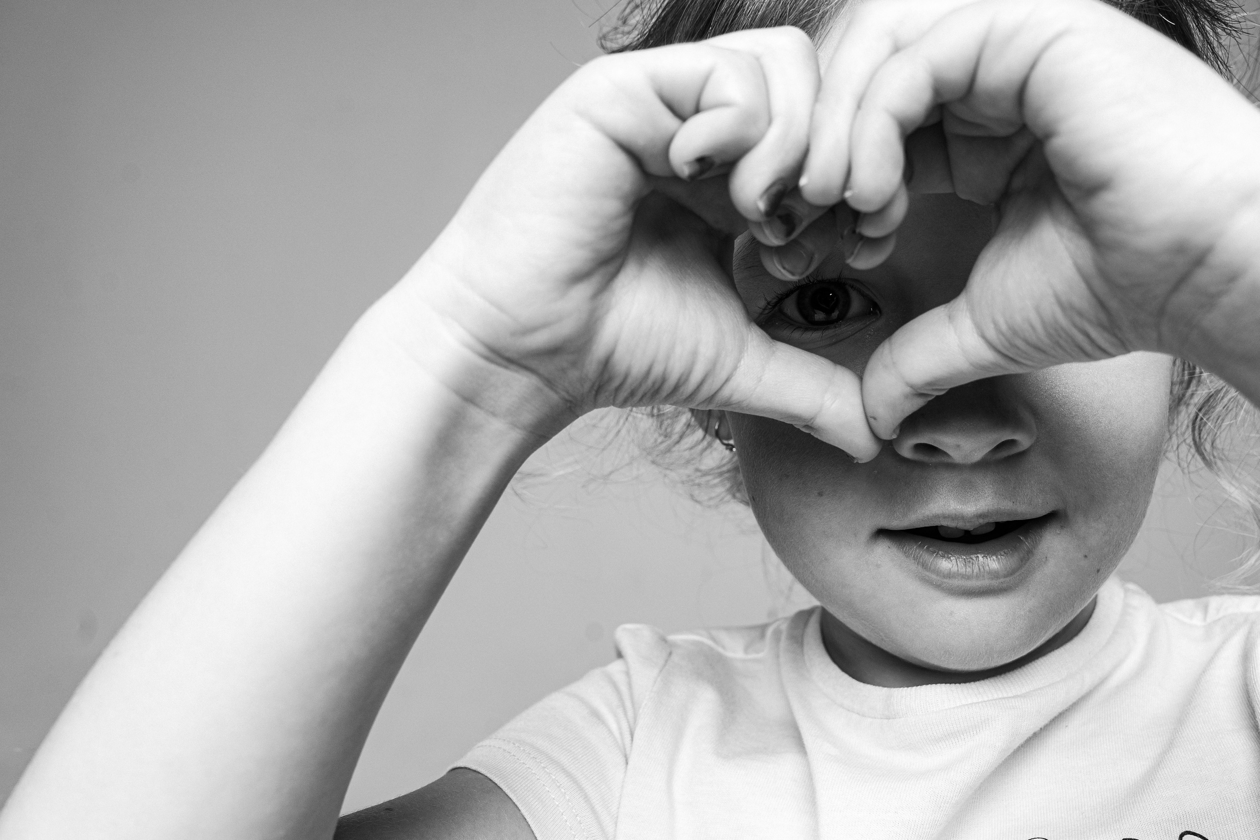 Семейная фотосессия в студии. Фотограф в Сочи Тиунова Маргарита и Тиунов Евгений