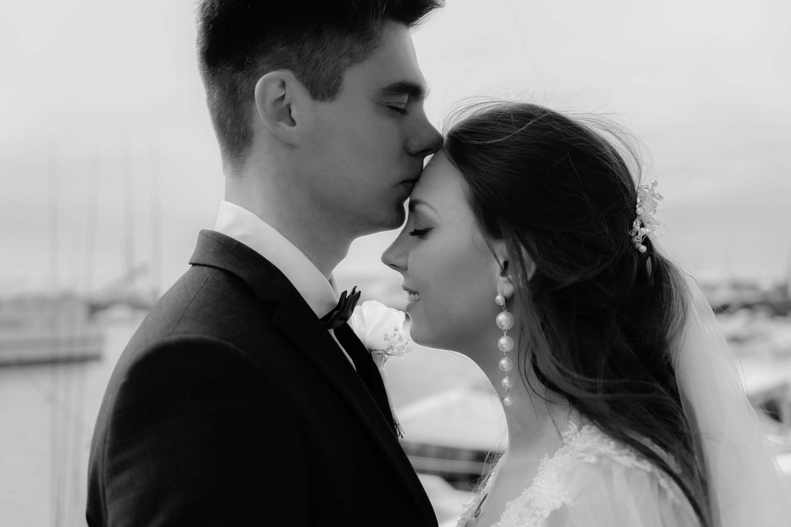 Свадебный день Тимура и Валерии в центре Сочи. Фотограф в Сочи Тиунова Маргарита и Тиунов Евгений