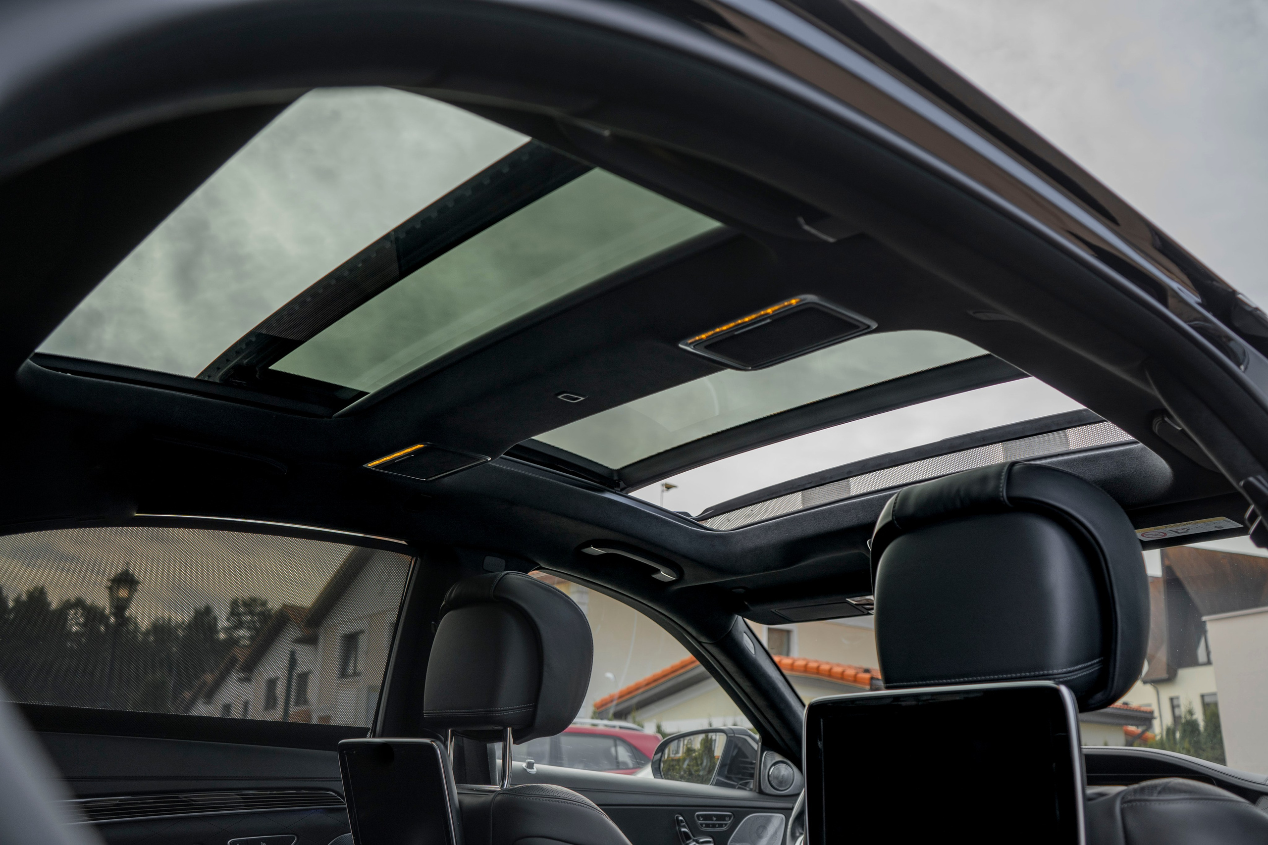 Mercedes S-class (W222)