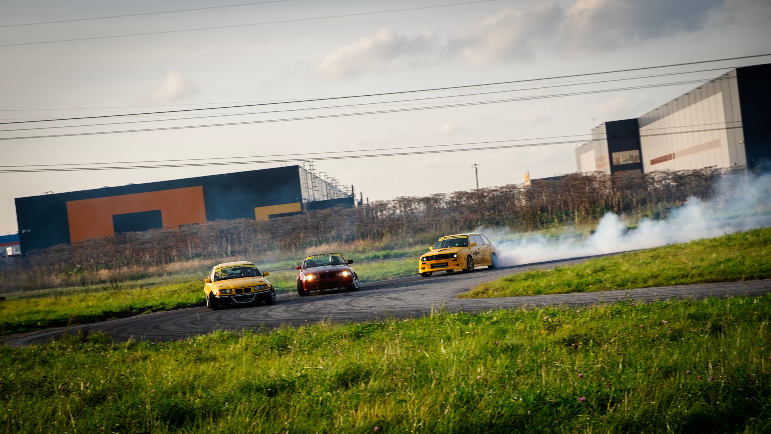 AUTODROM FEST 21.09.25. Автомобильные фотографии и рисунки в Санкт-Петербурги Пашков Дмитрий