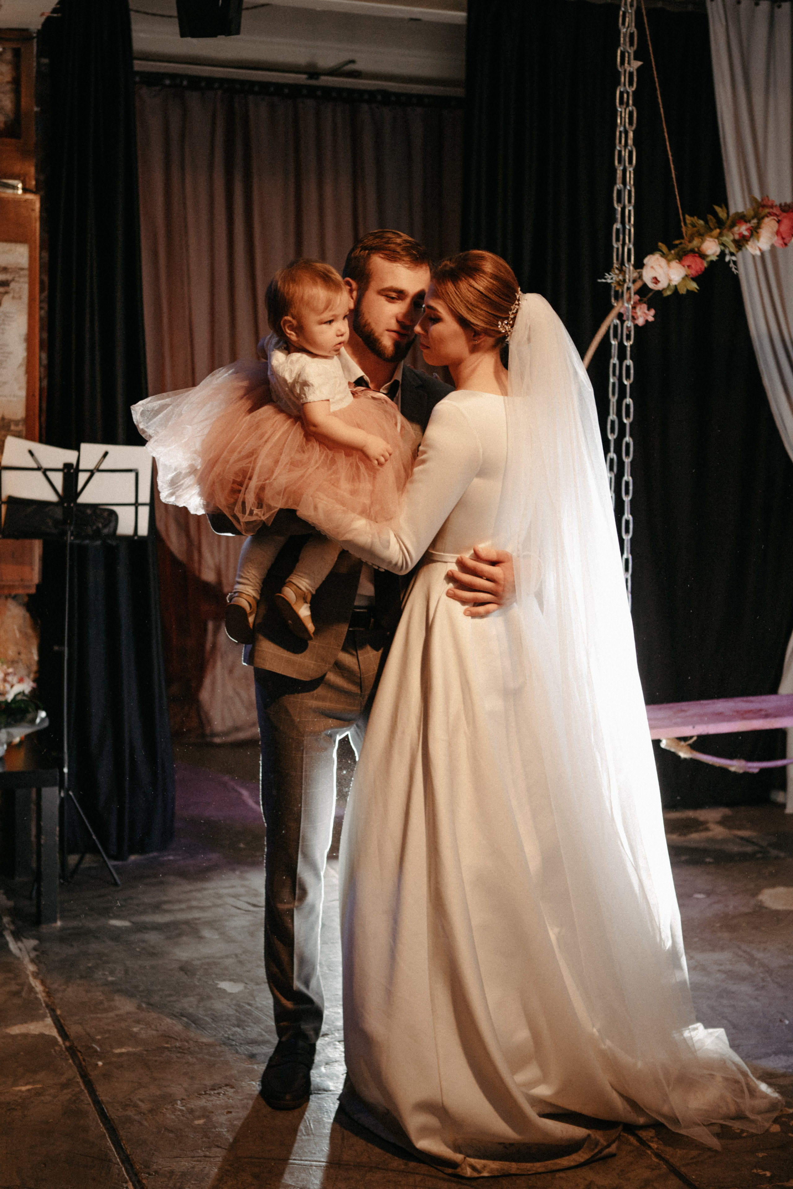 Анонс с венчания Анастасии и Андрея. Свадебный фотограф Москва и другие города