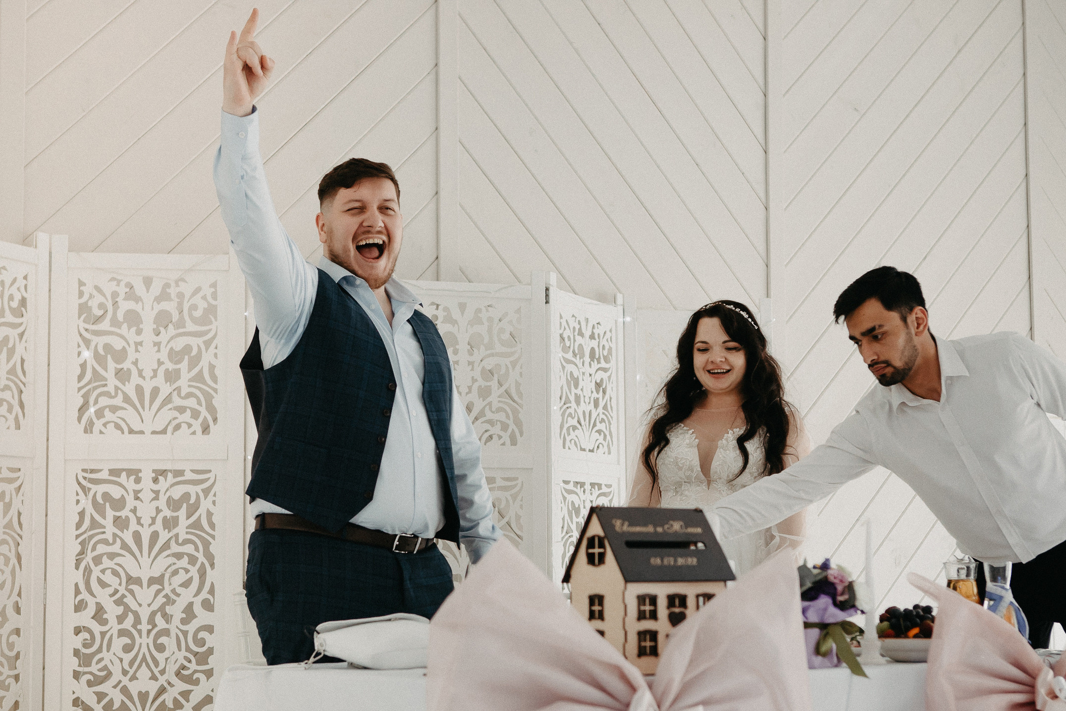 Анонс со свадьбы Юли и Жени. Свадебный фотограф Москва и другие города